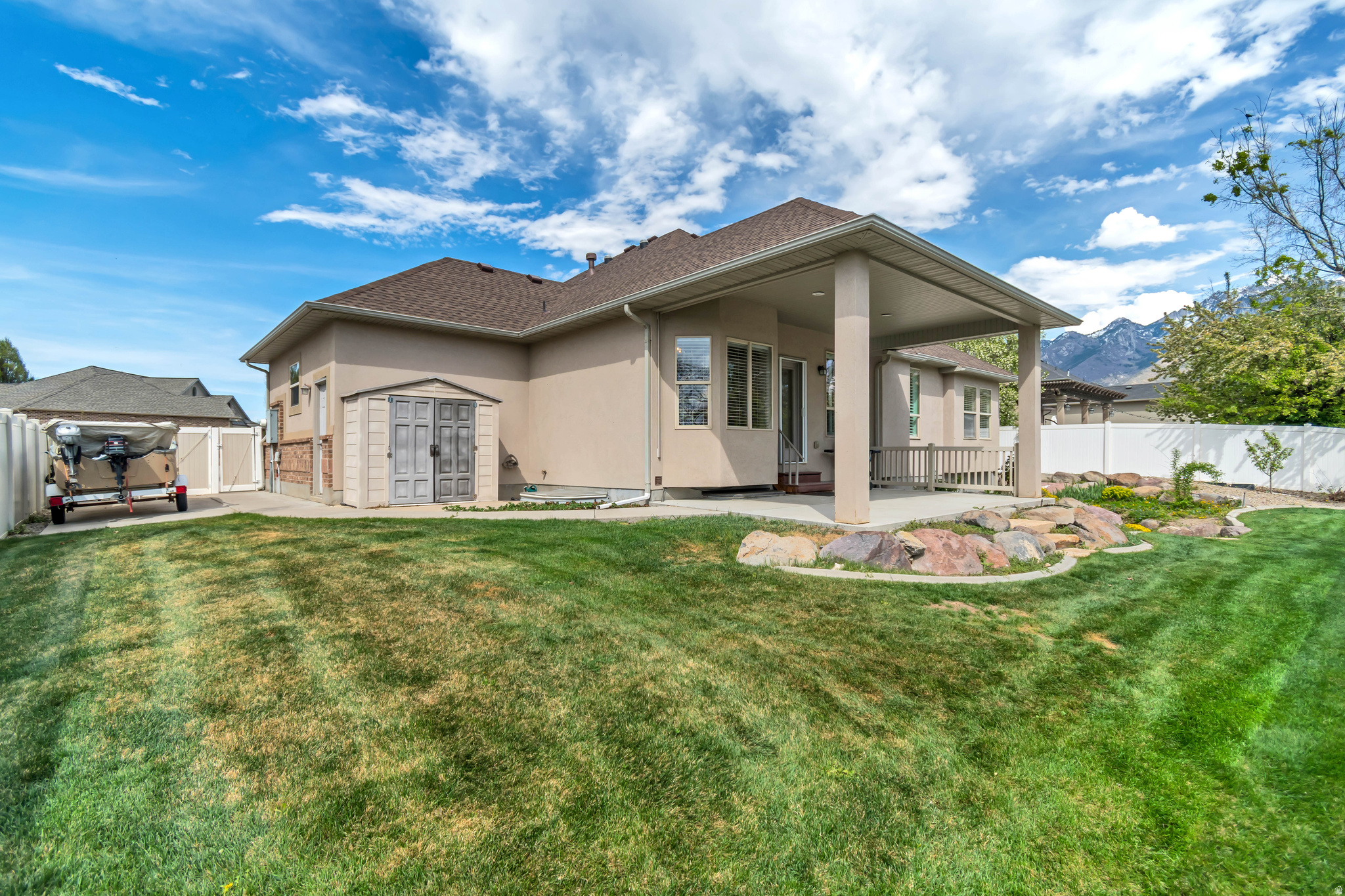 FOX GATE FARMS - Residential
