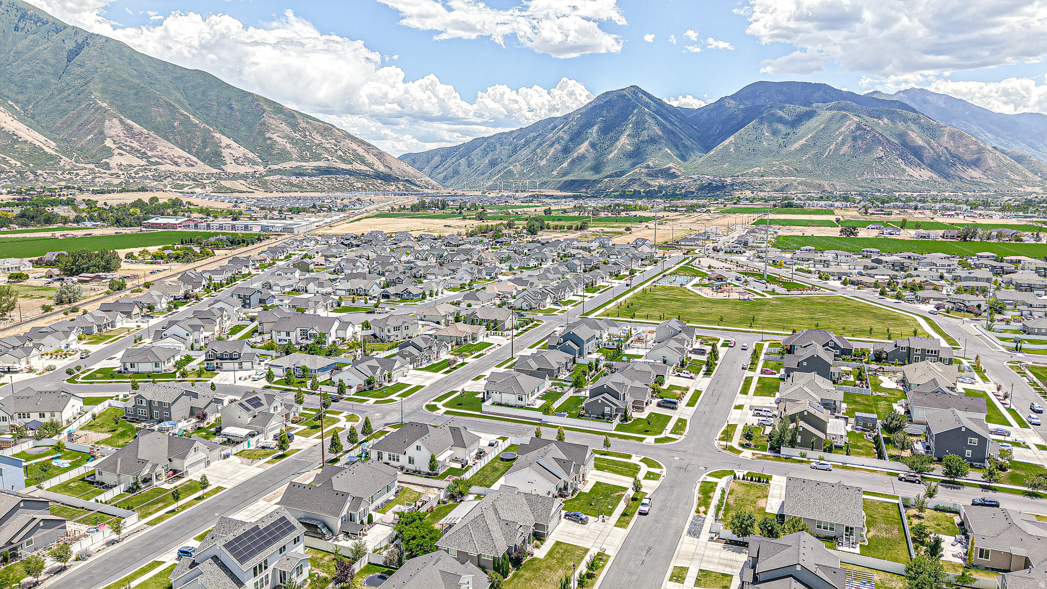MAPLE MOUNTAIN - Residential
