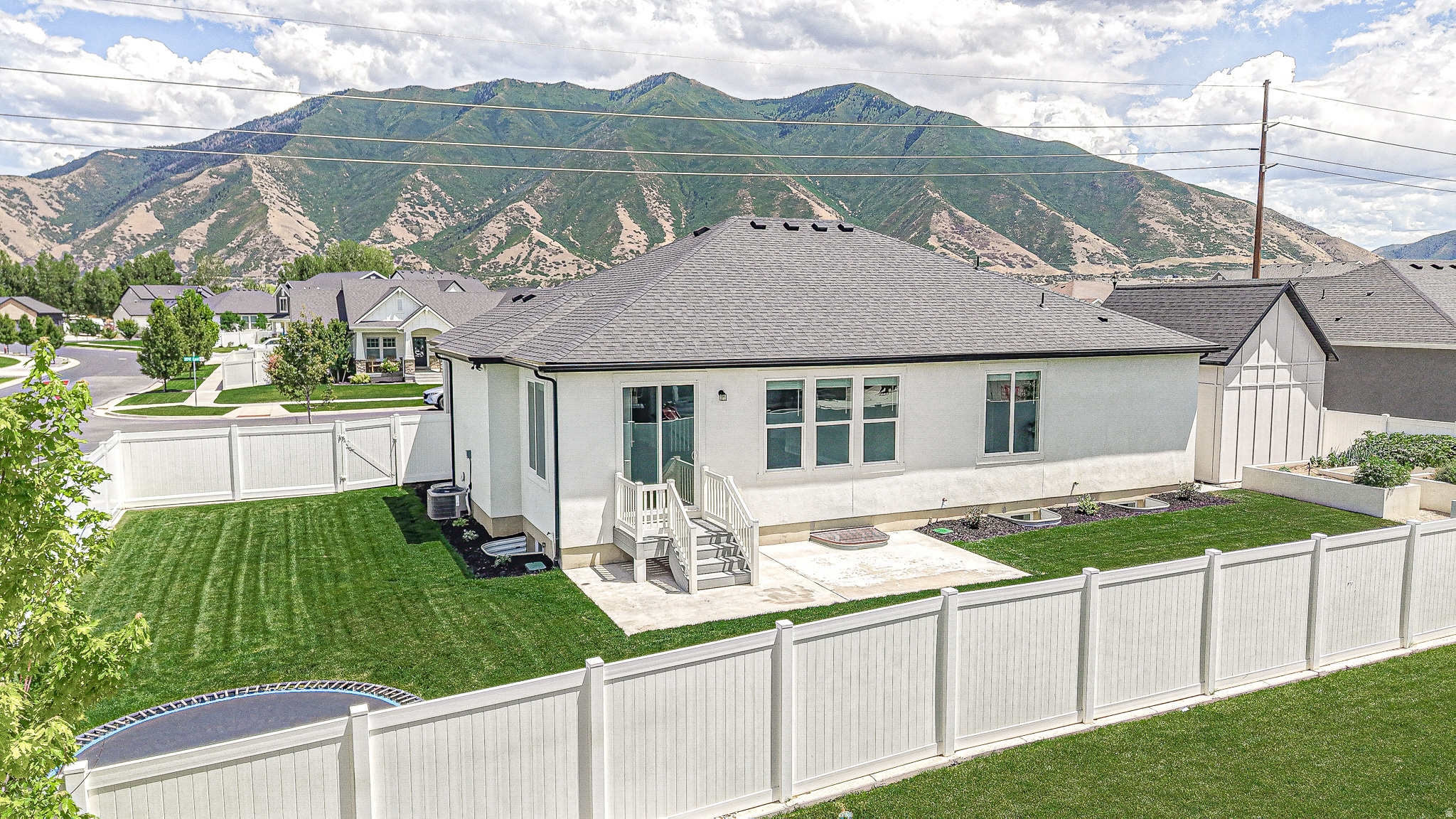 MAPLE MOUNTAIN - Residential
