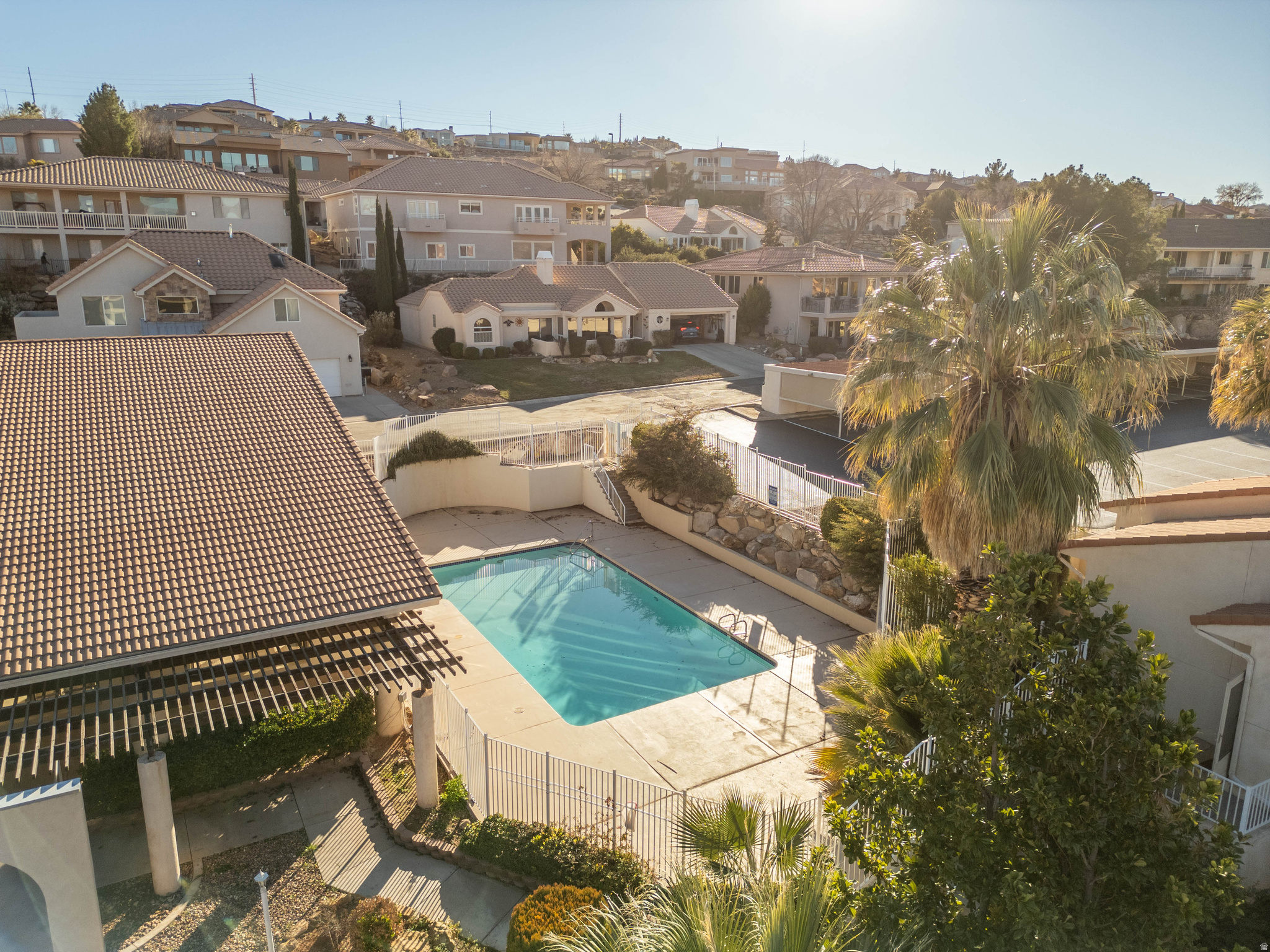 MIRAGE ESTATES - Residential
