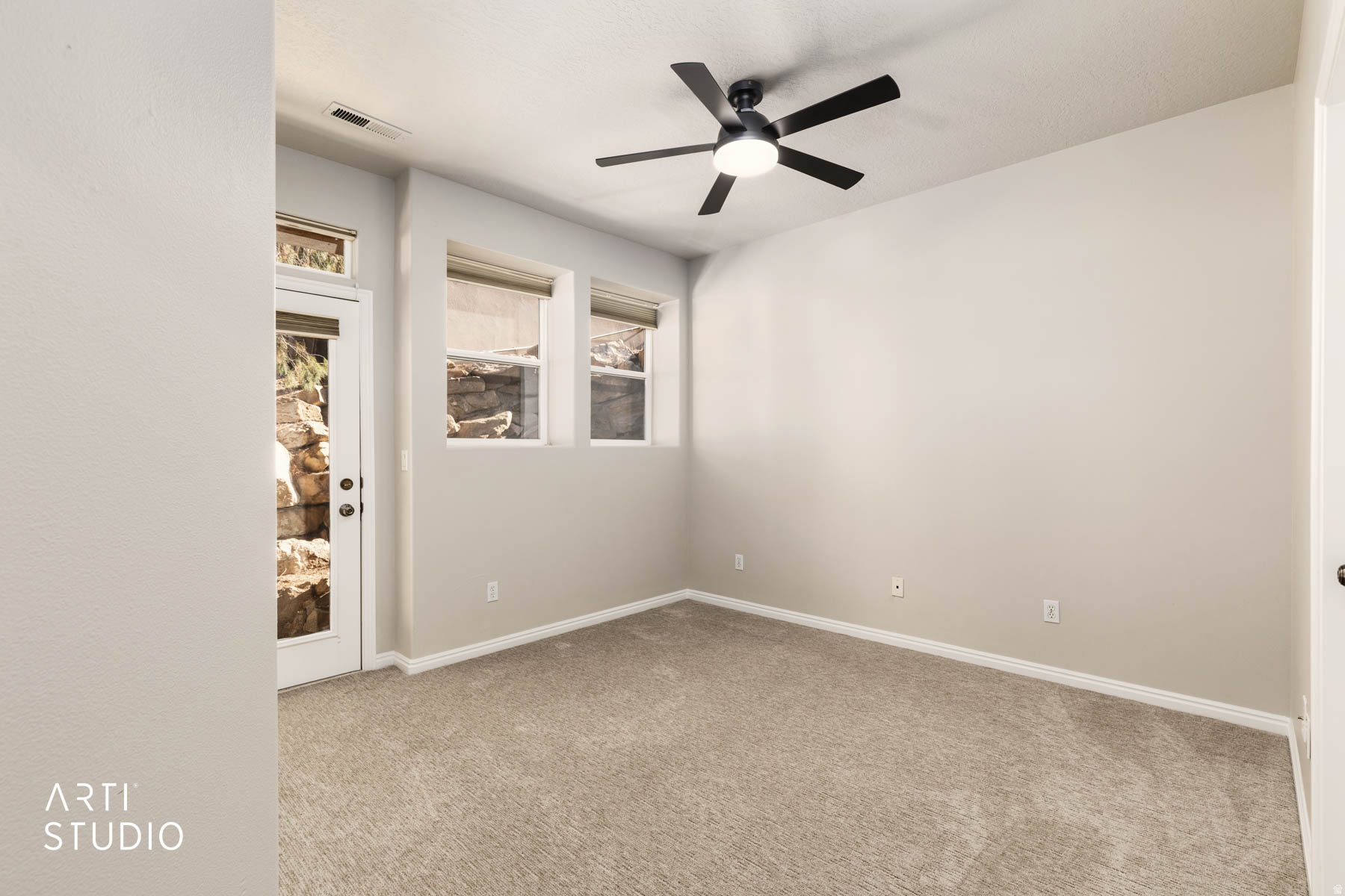 MIRAGE ESTATES - Residential