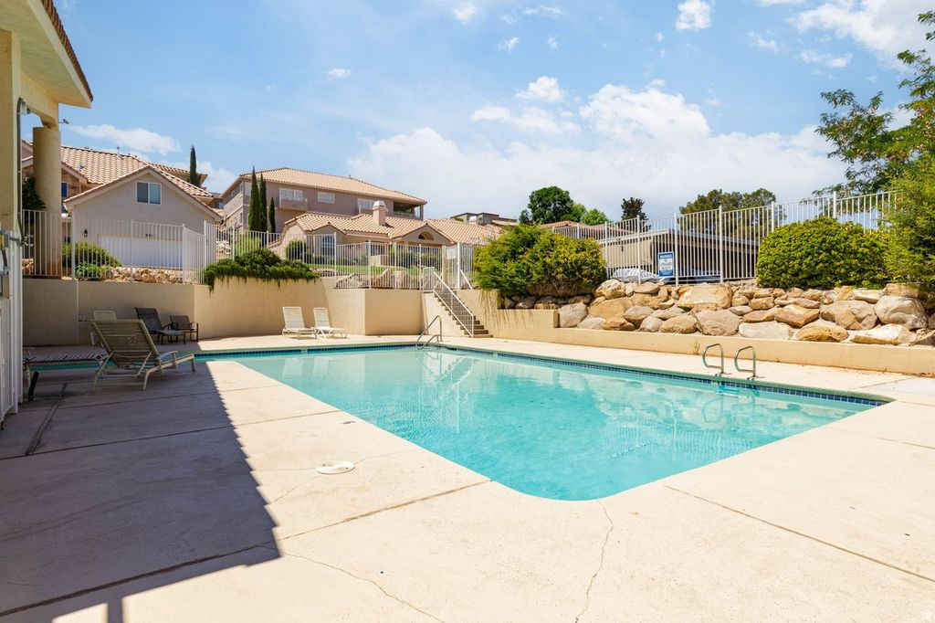 MIRAGE ESTATES - Residential