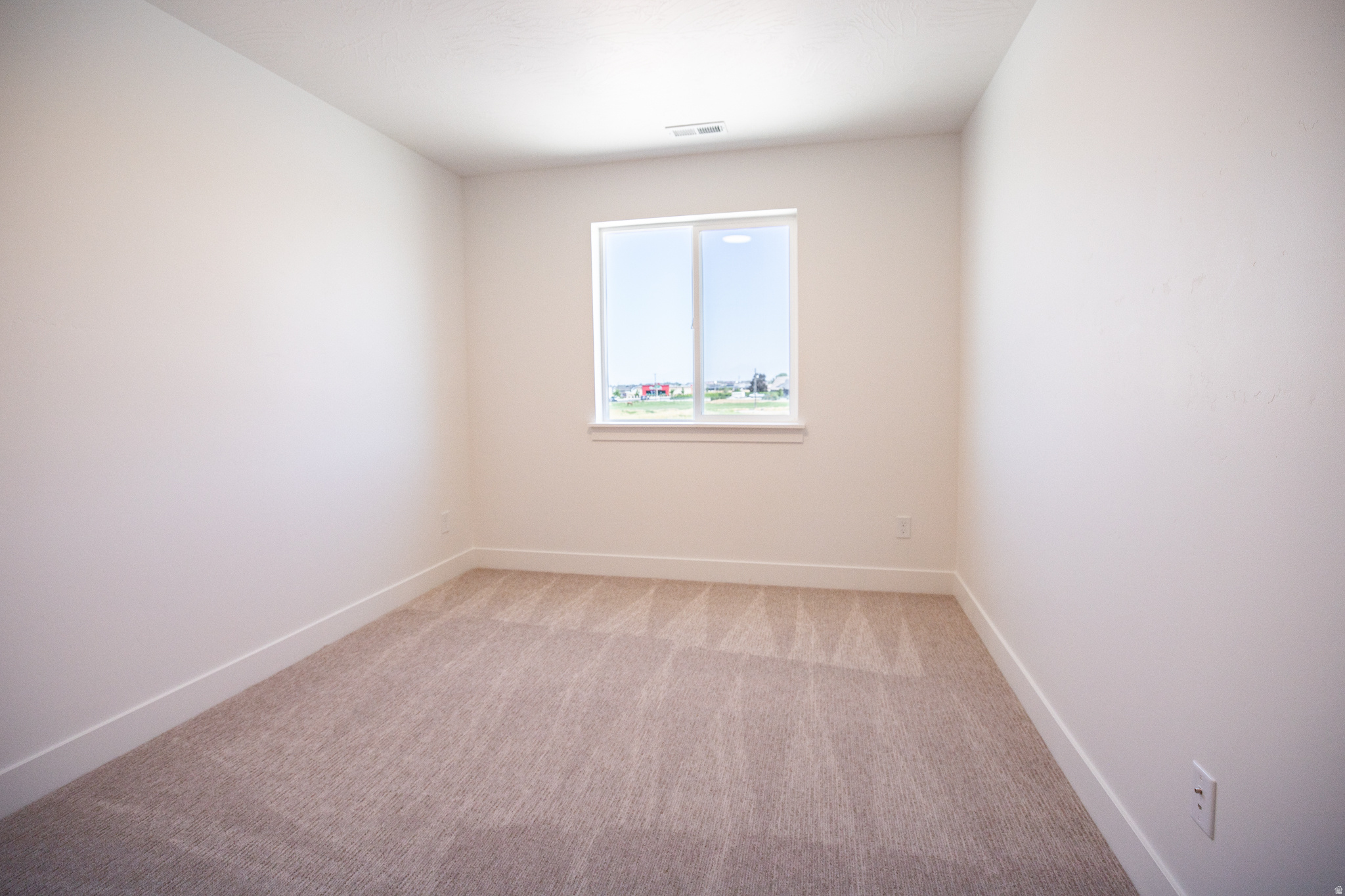 SALEM FIELDS - Residential