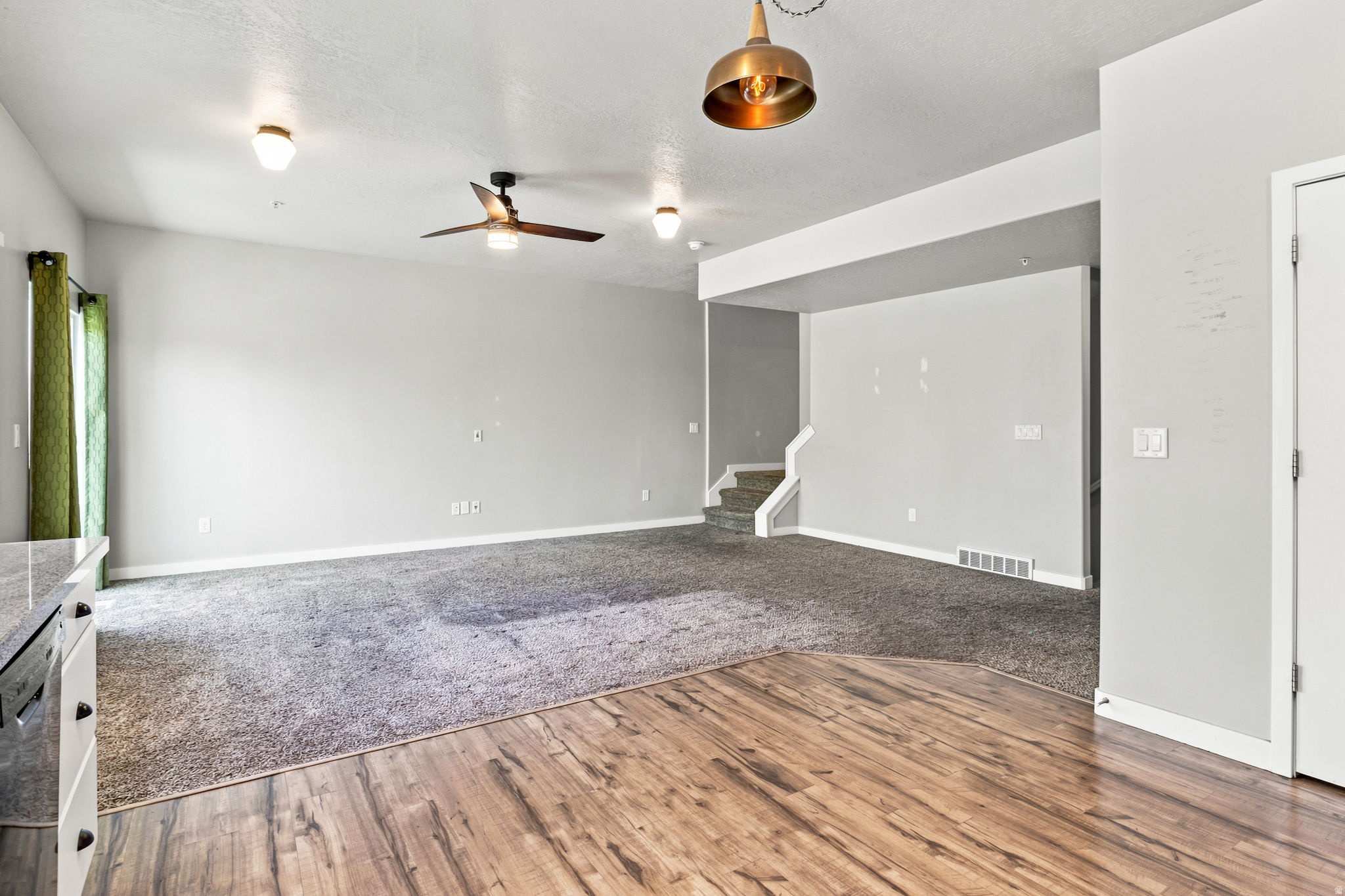 YOSEMITE PARK LOFTS - Residential