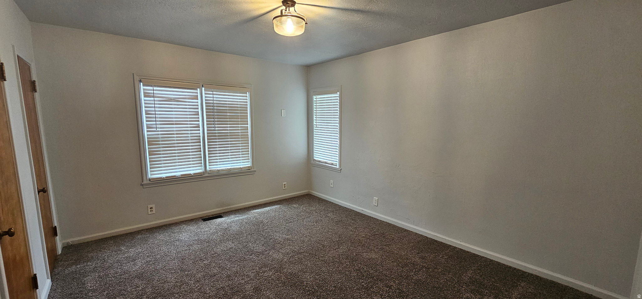 LOGAN CITY - Residential