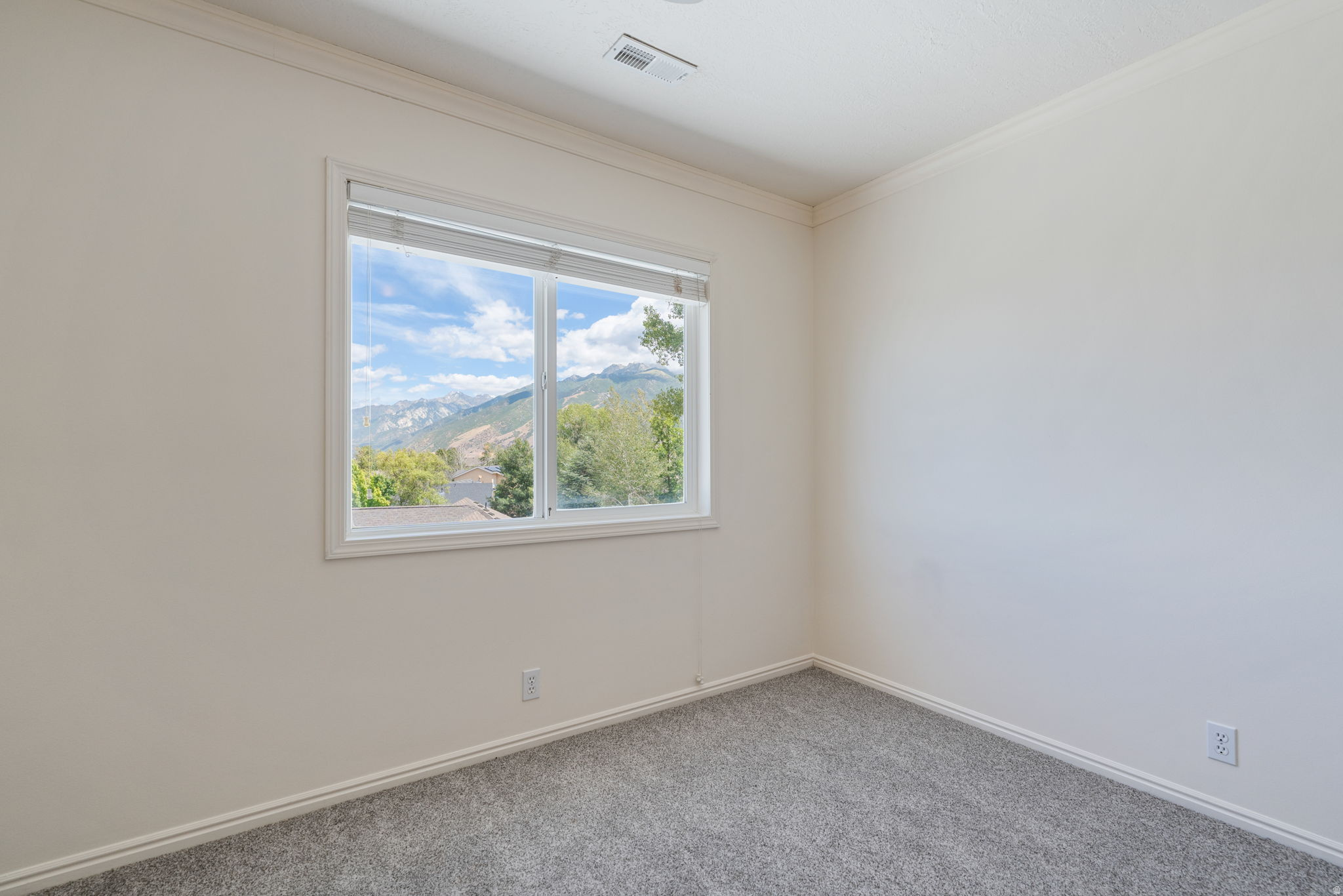 CENTENNIAL HEIGHTS - Residential