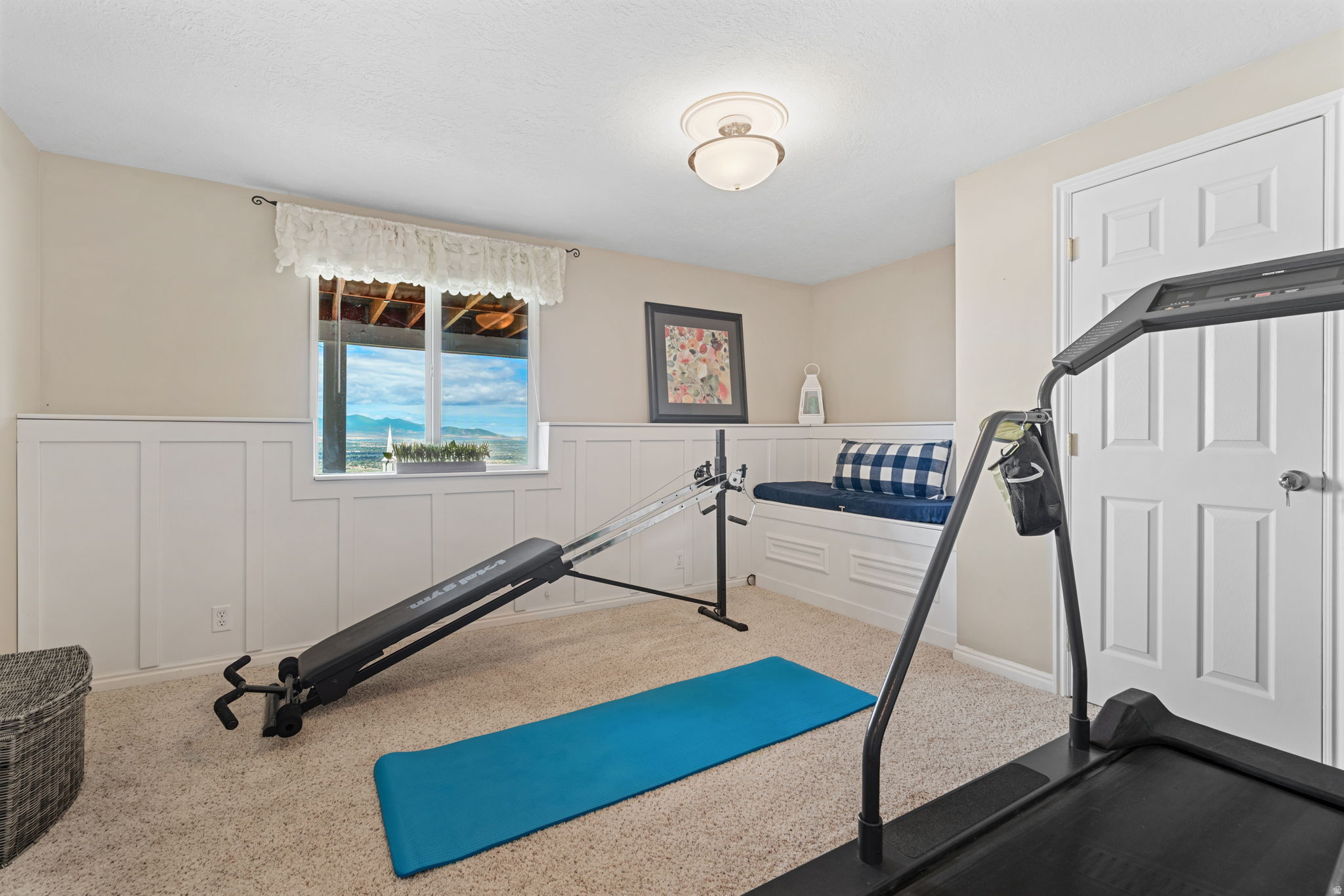 CENTENNIAL HEIGHTS - Residential