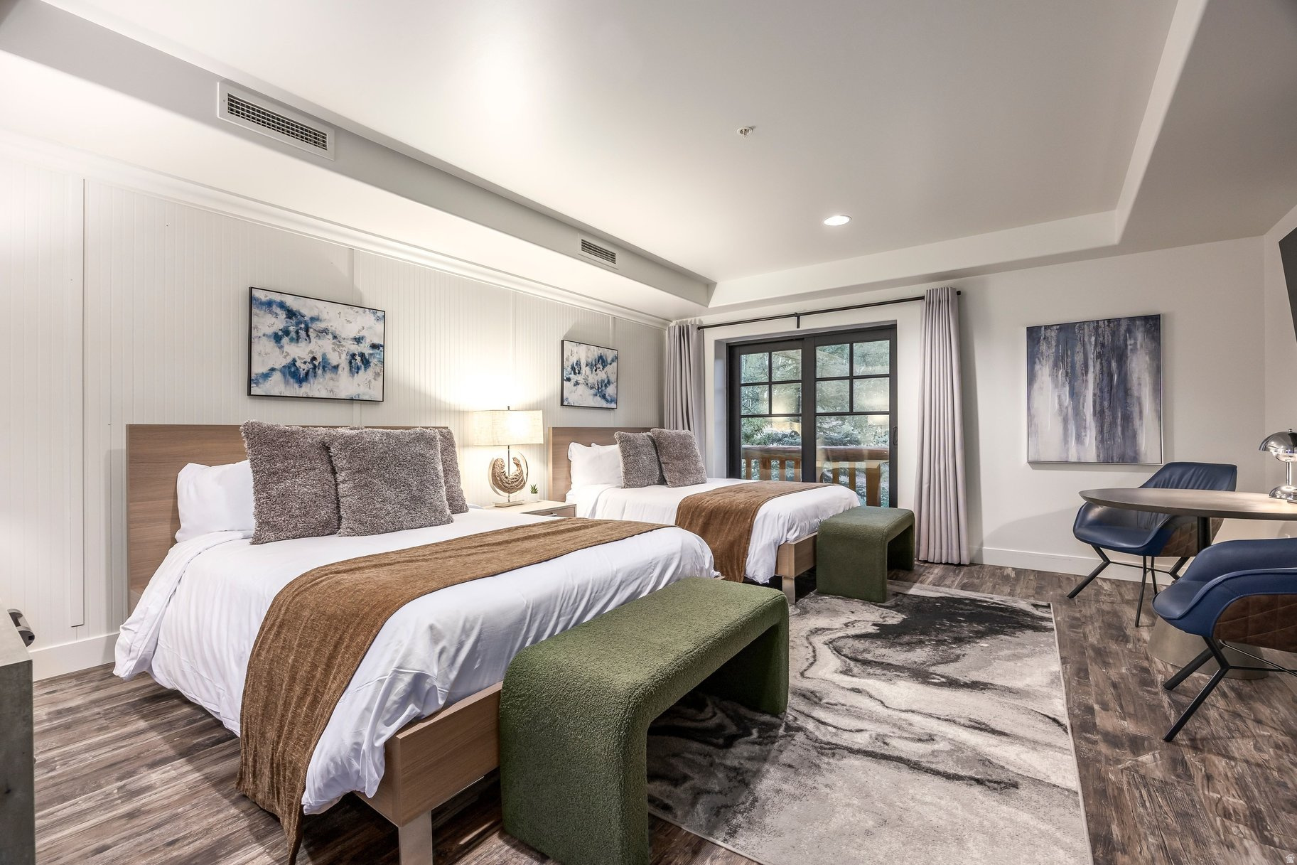 LODGES AT DEER VALLEY - Residential