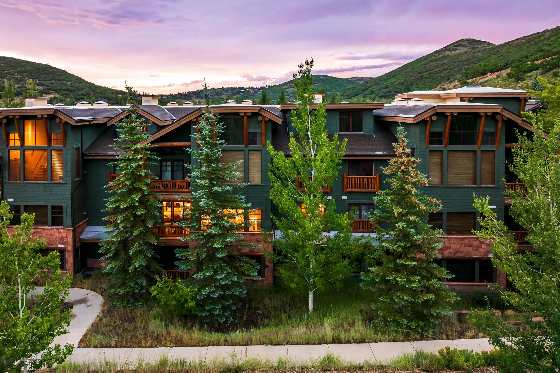 LODGES AT DEER VALLEY - Residential