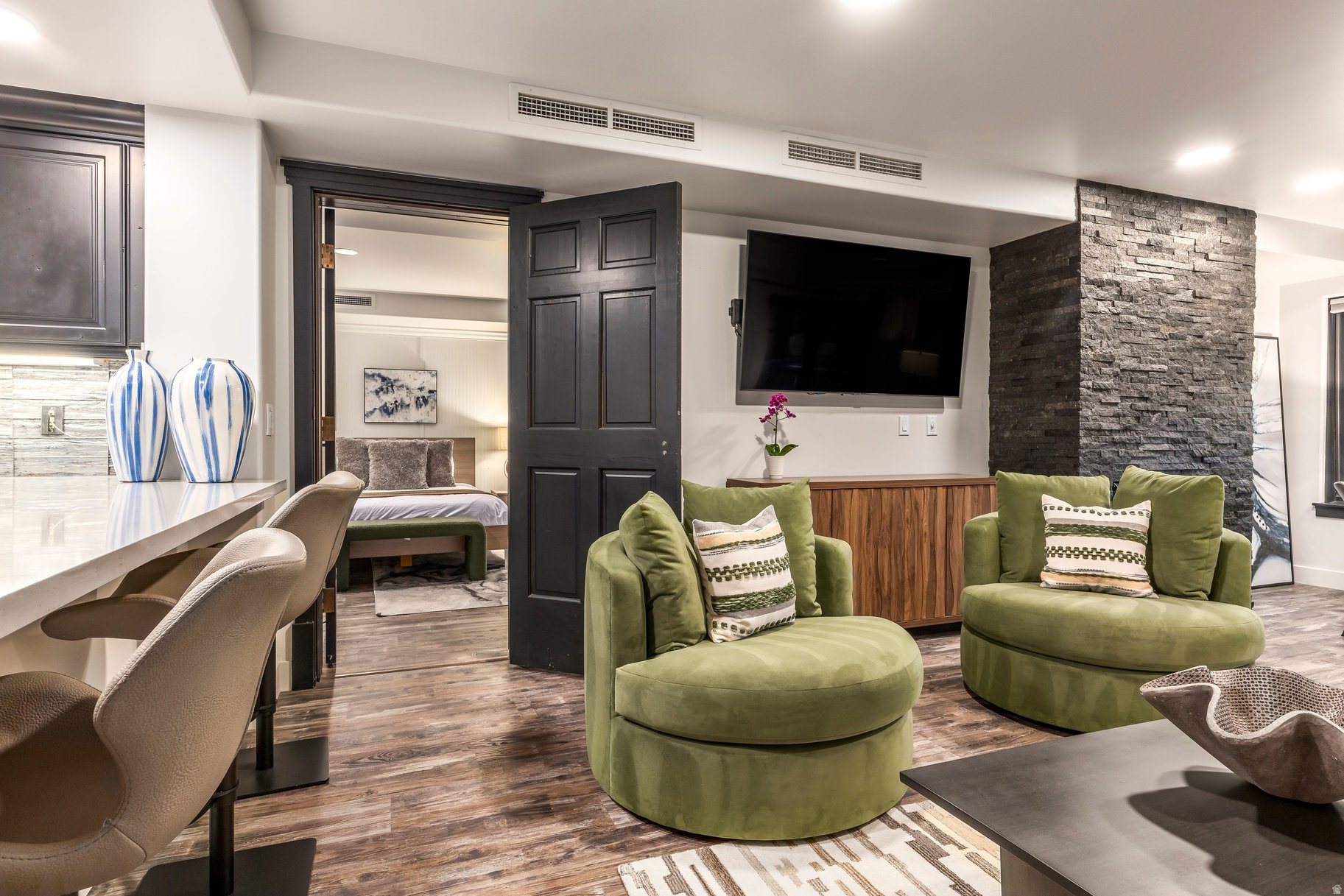 LODGES AT DEER VALLEY - Residential