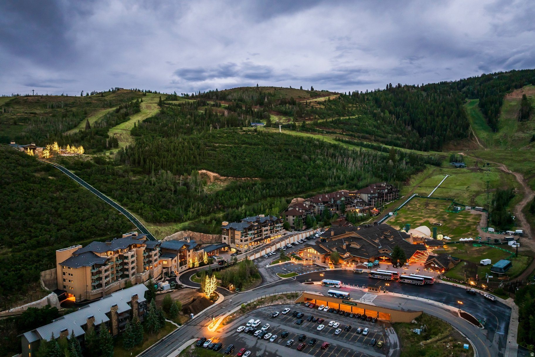 LODGES AT DEER VALLEY - Residential