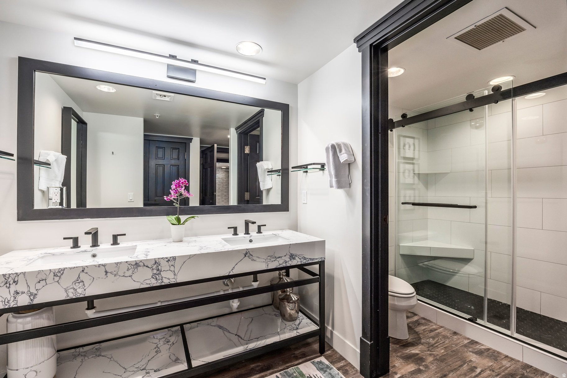LODGES AT DEER VALLEY - Residential