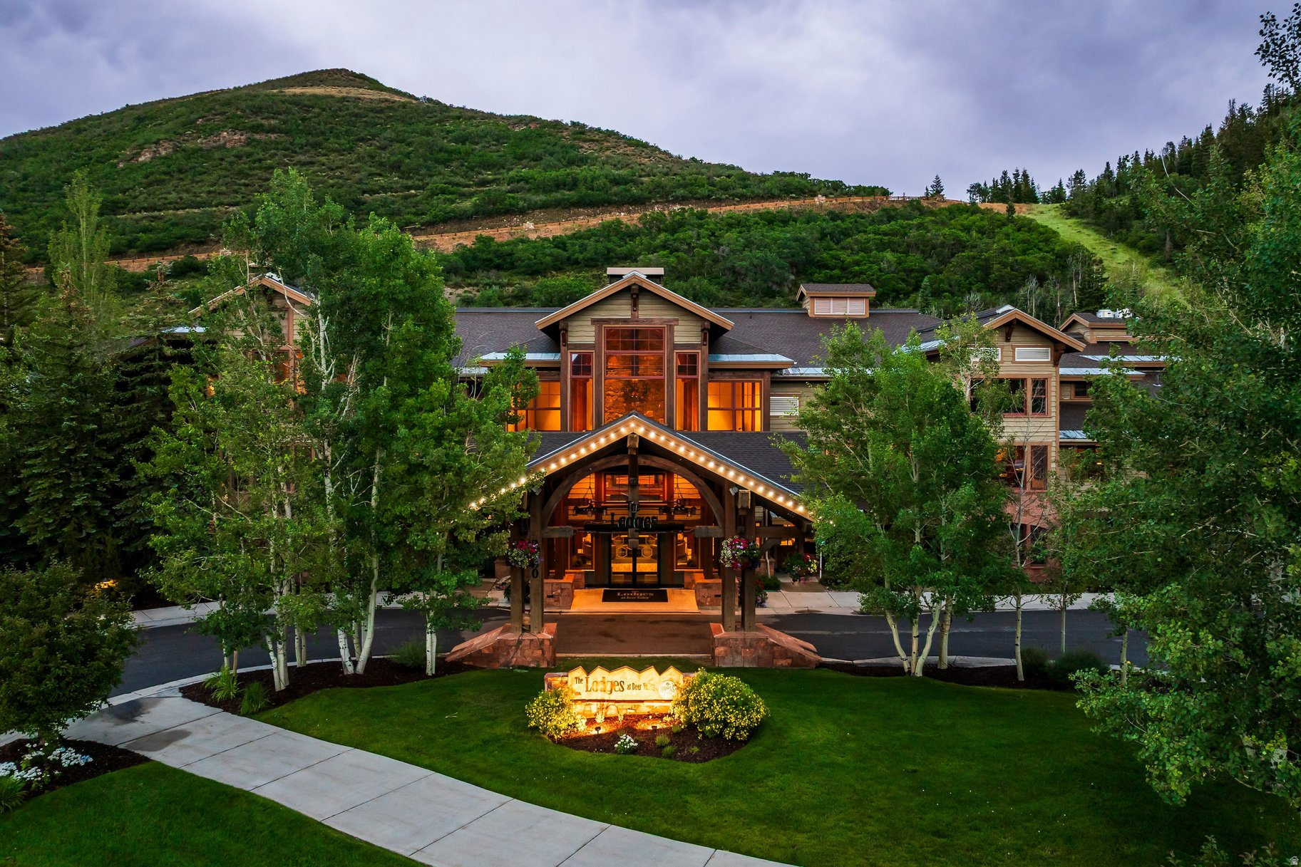 LODGES AT DEER VALLEY - Residential