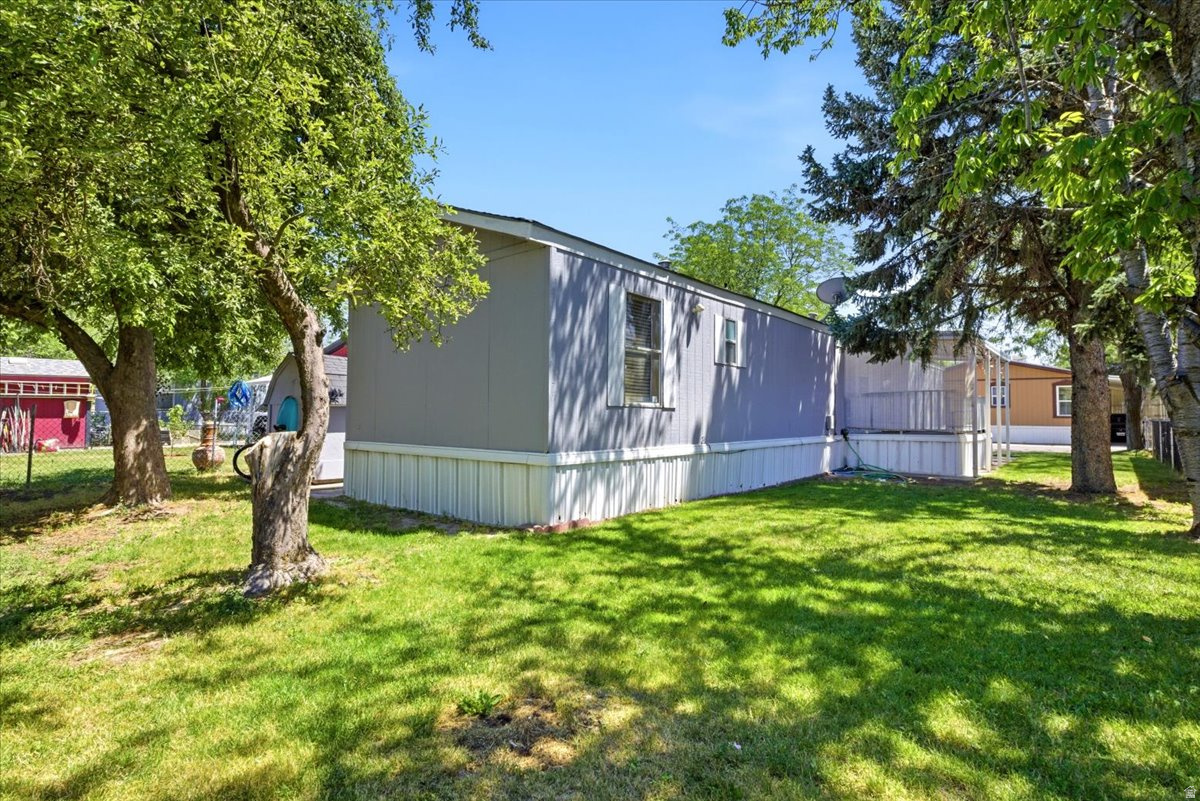 MEADOWBROOK VILLAGE MOBILE HOME PARK - Residential