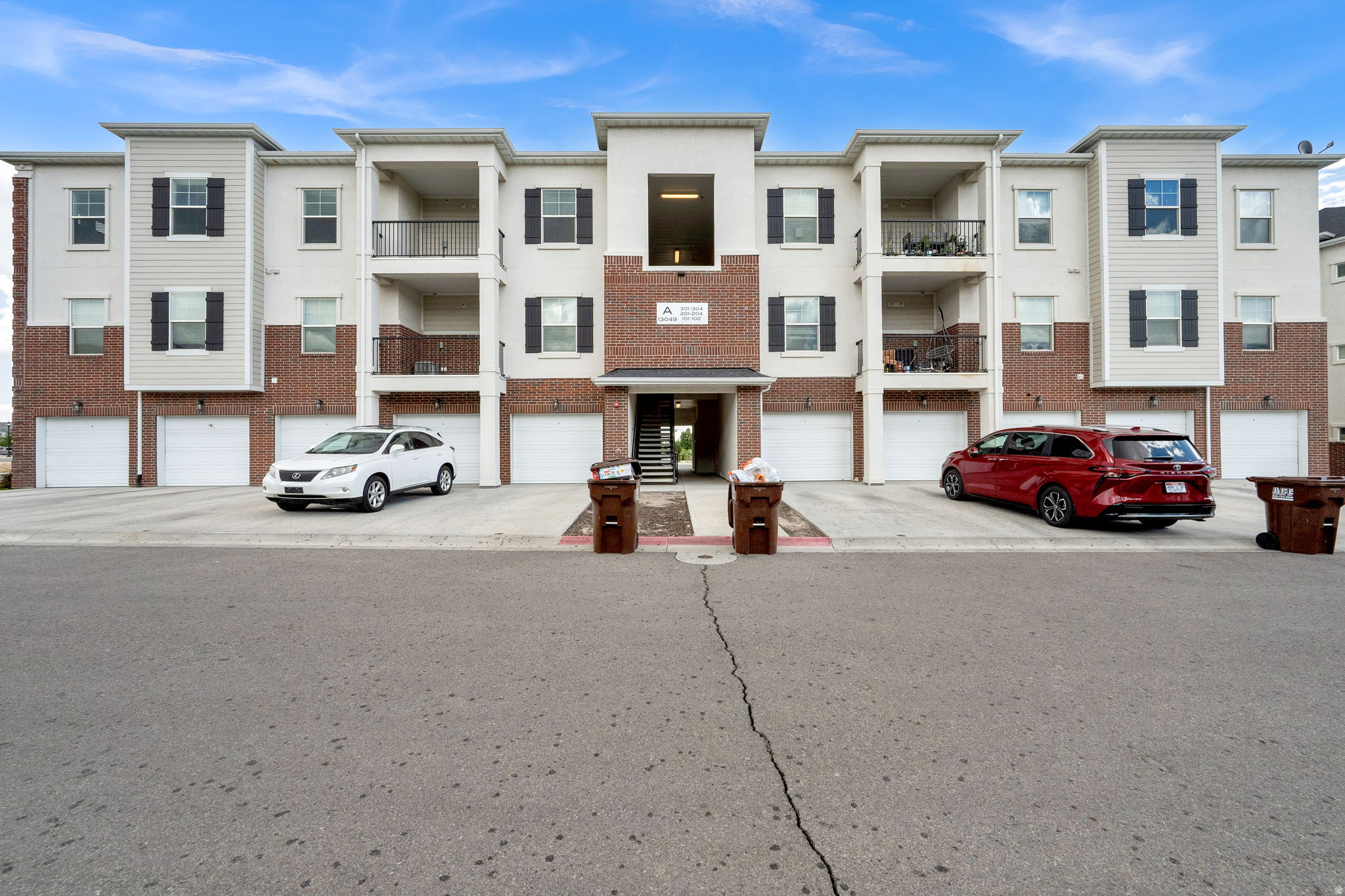PARKSIDE - Residential