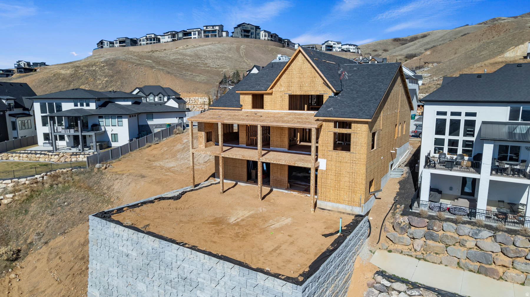 SEASONS ESTATES - Residential