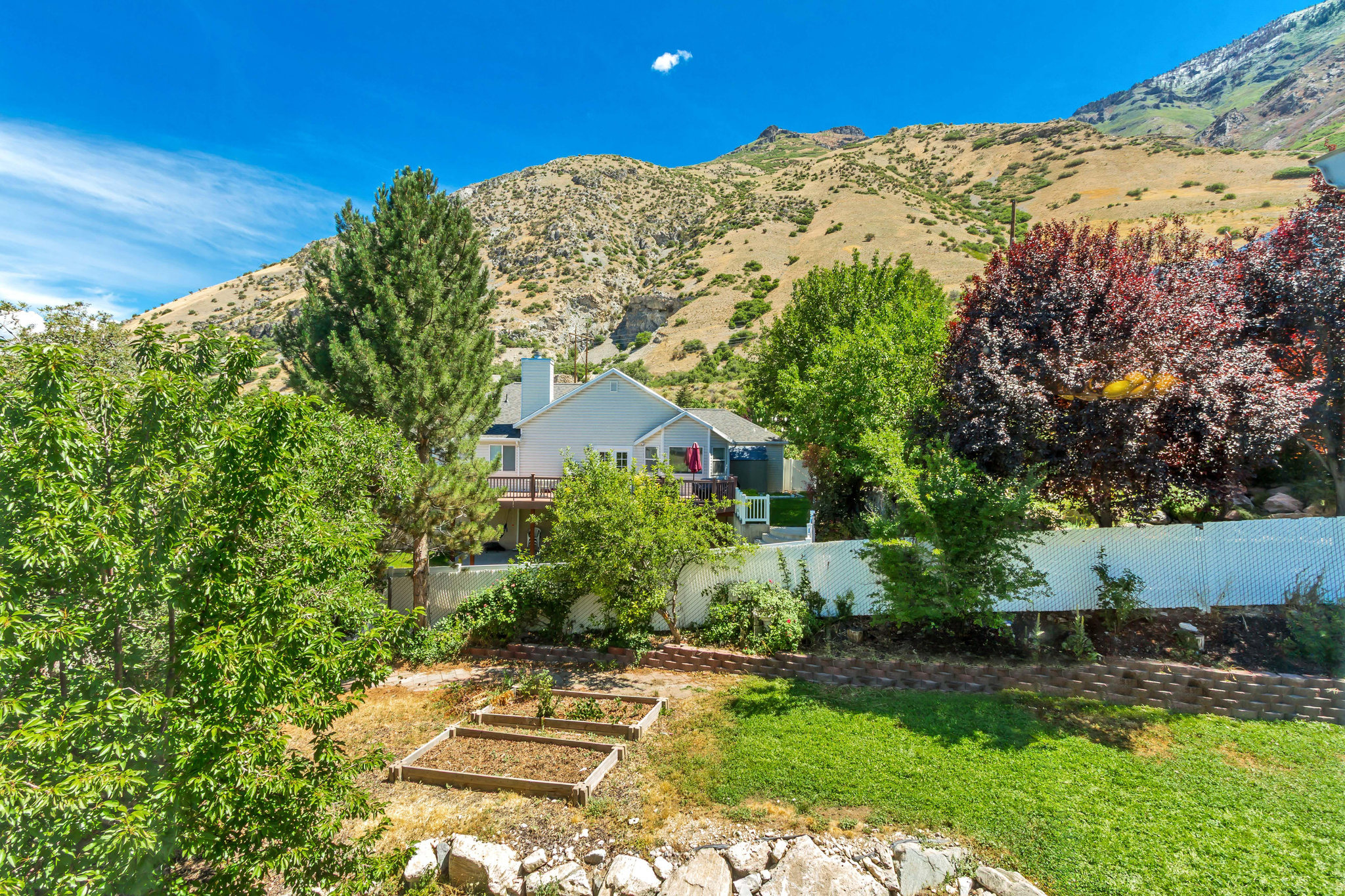 EAGLES VIEW - Residential