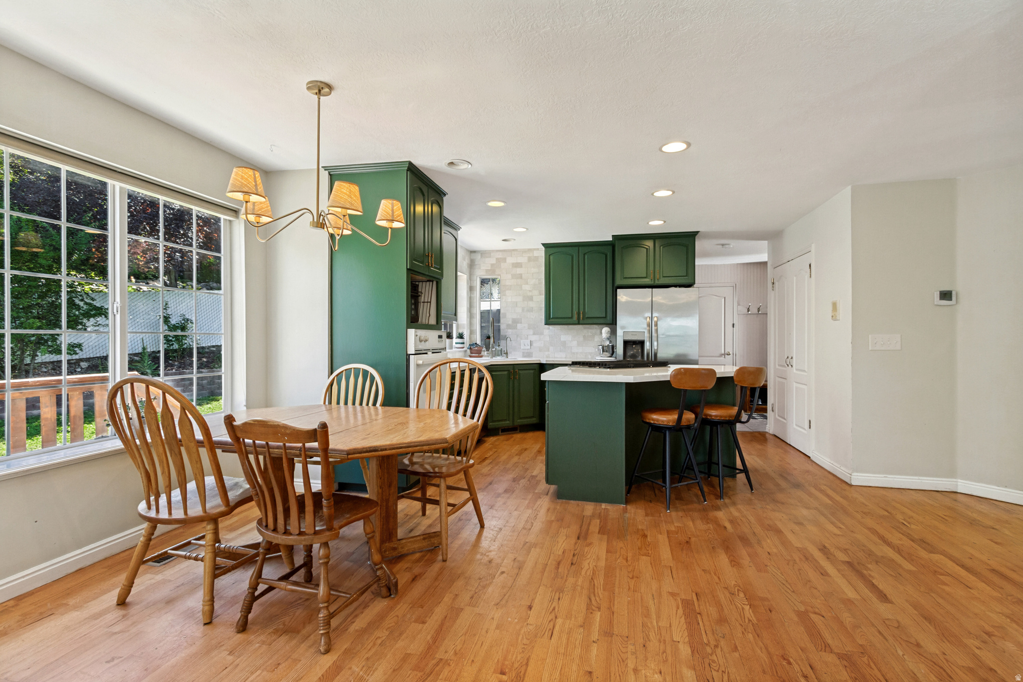 EAGLES VIEW - Residential