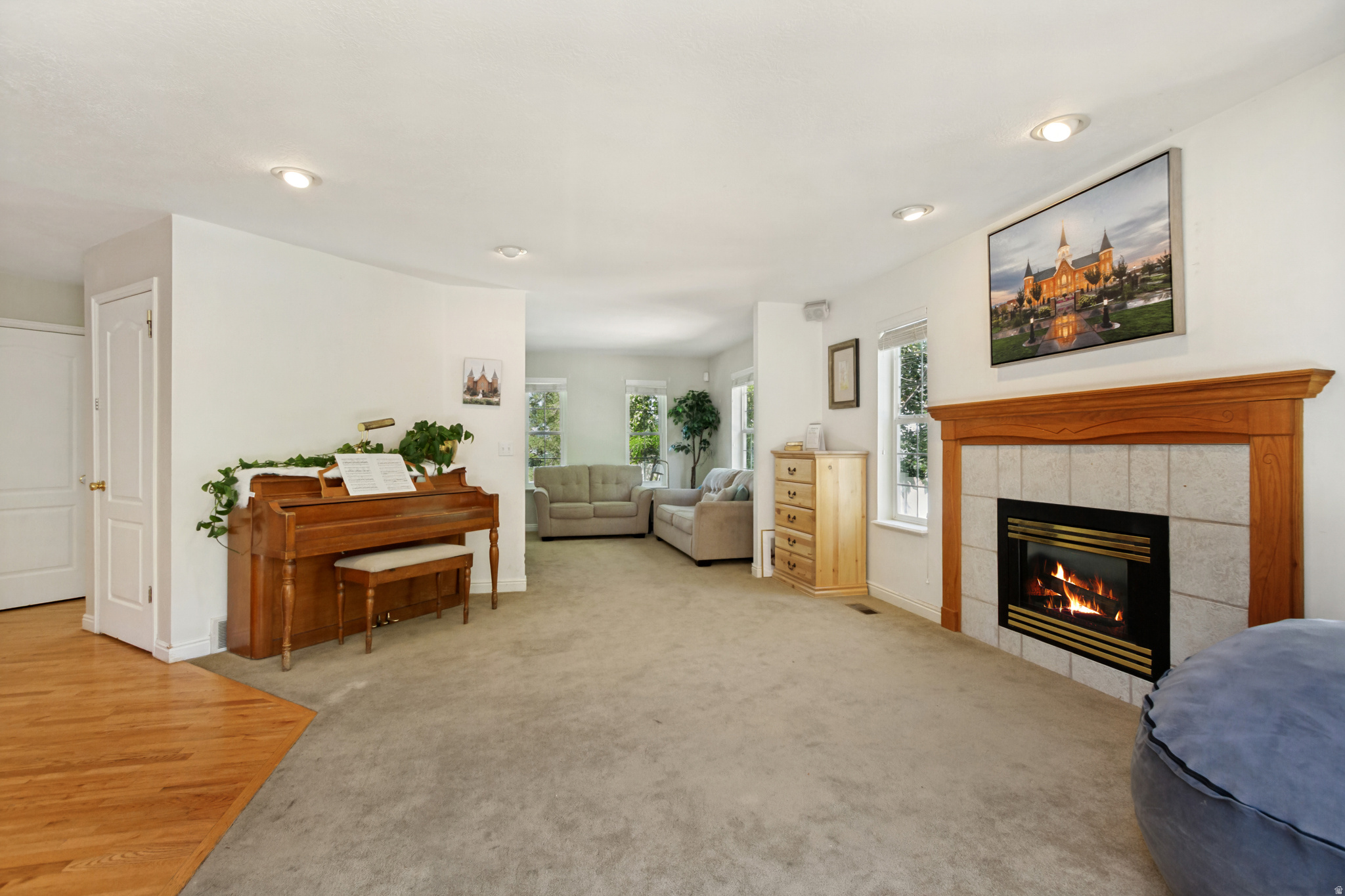 EAGLES VIEW - Residential