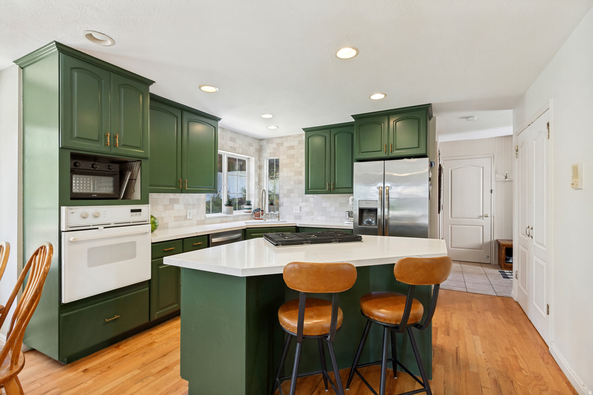 EAGLES VIEW - Residential
