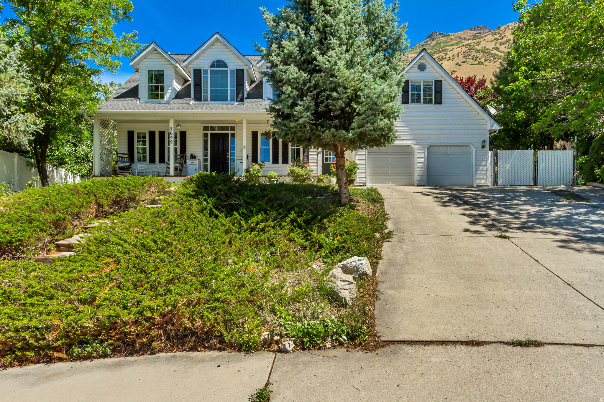 EAGLES VIEW - Residential