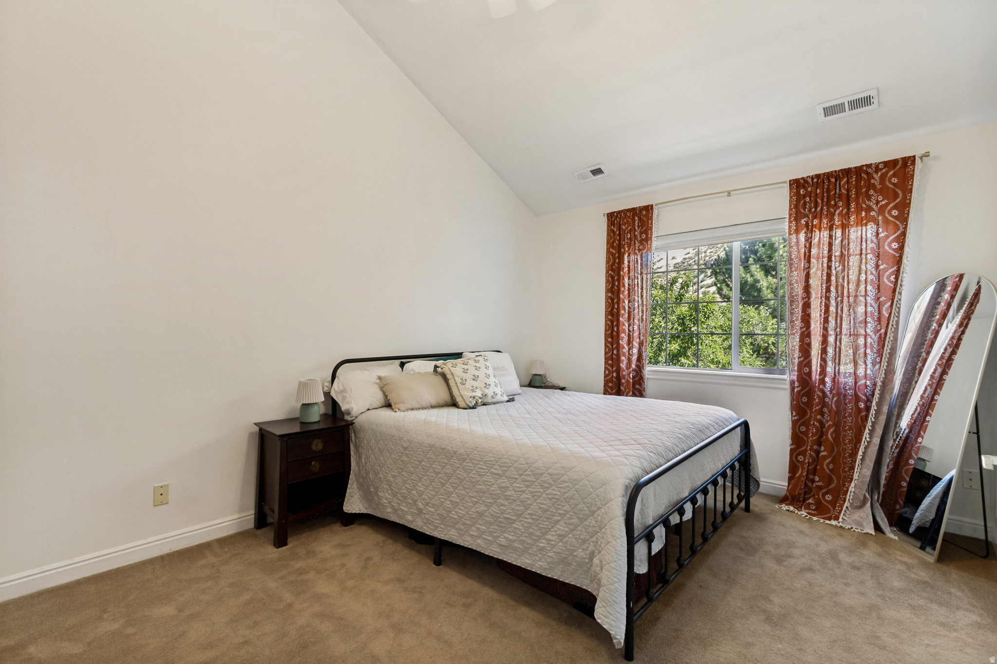 EAGLES VIEW - Residential