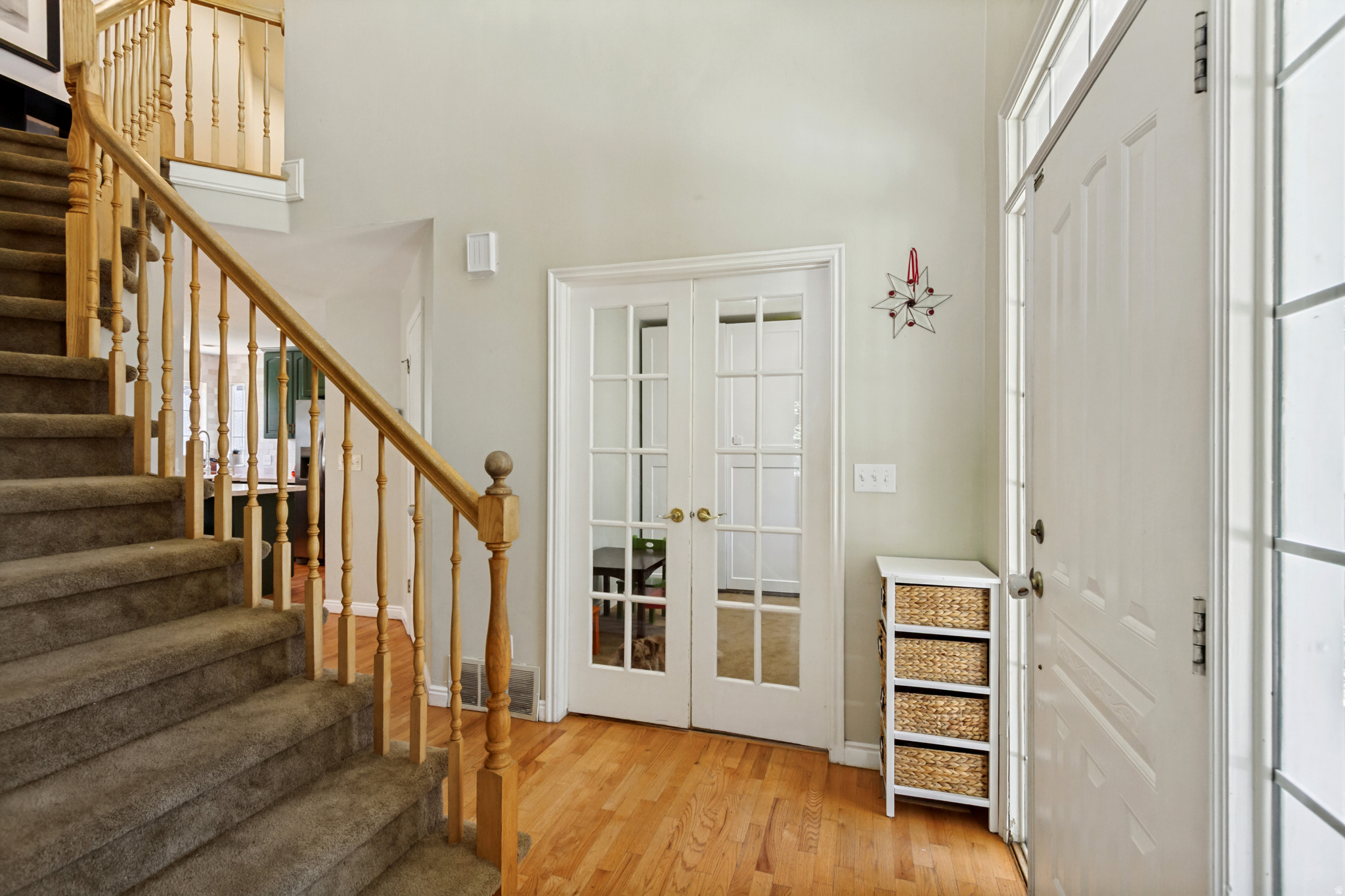 EAGLES VIEW - Residential