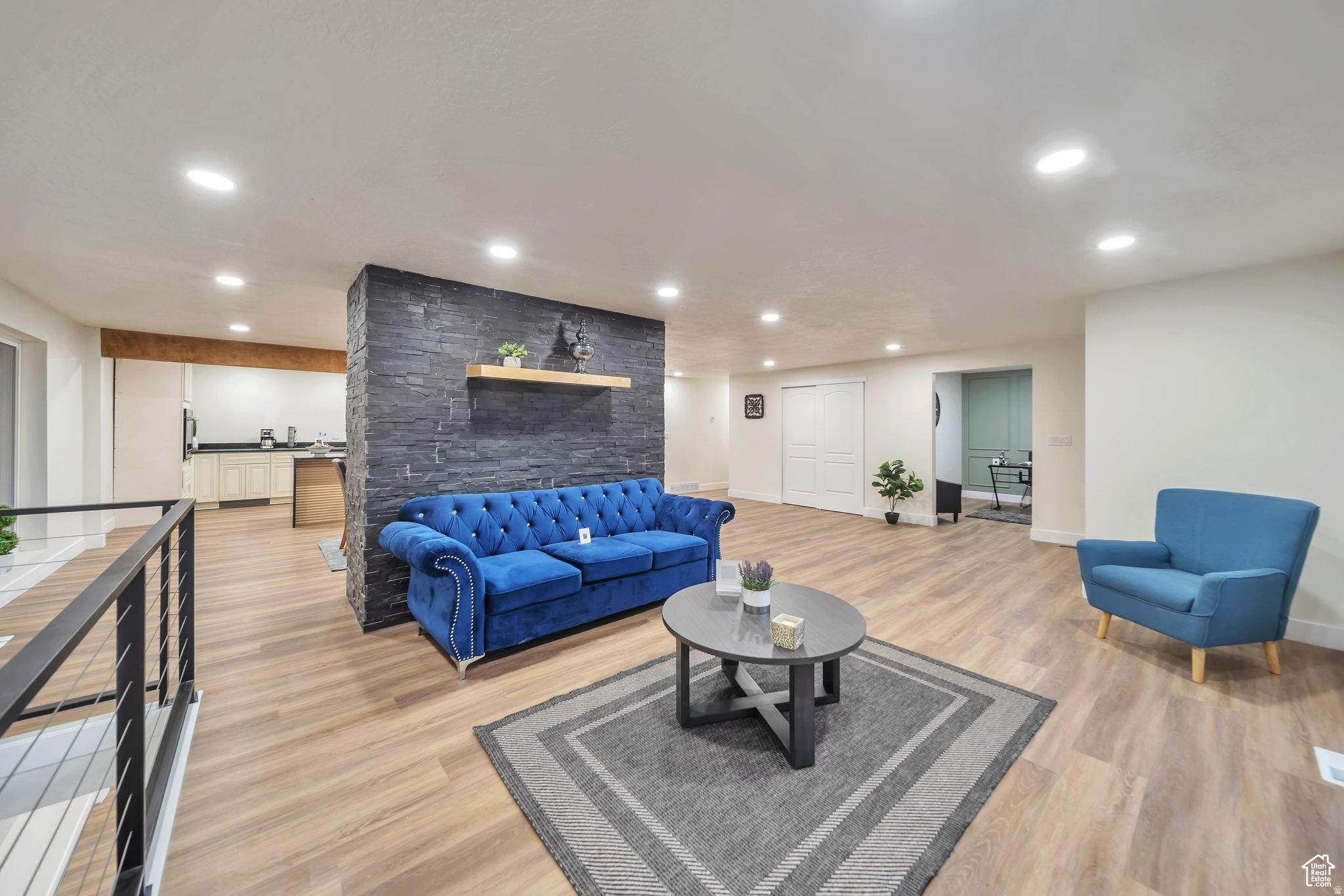 CHELSEA COVER - Residential Lease