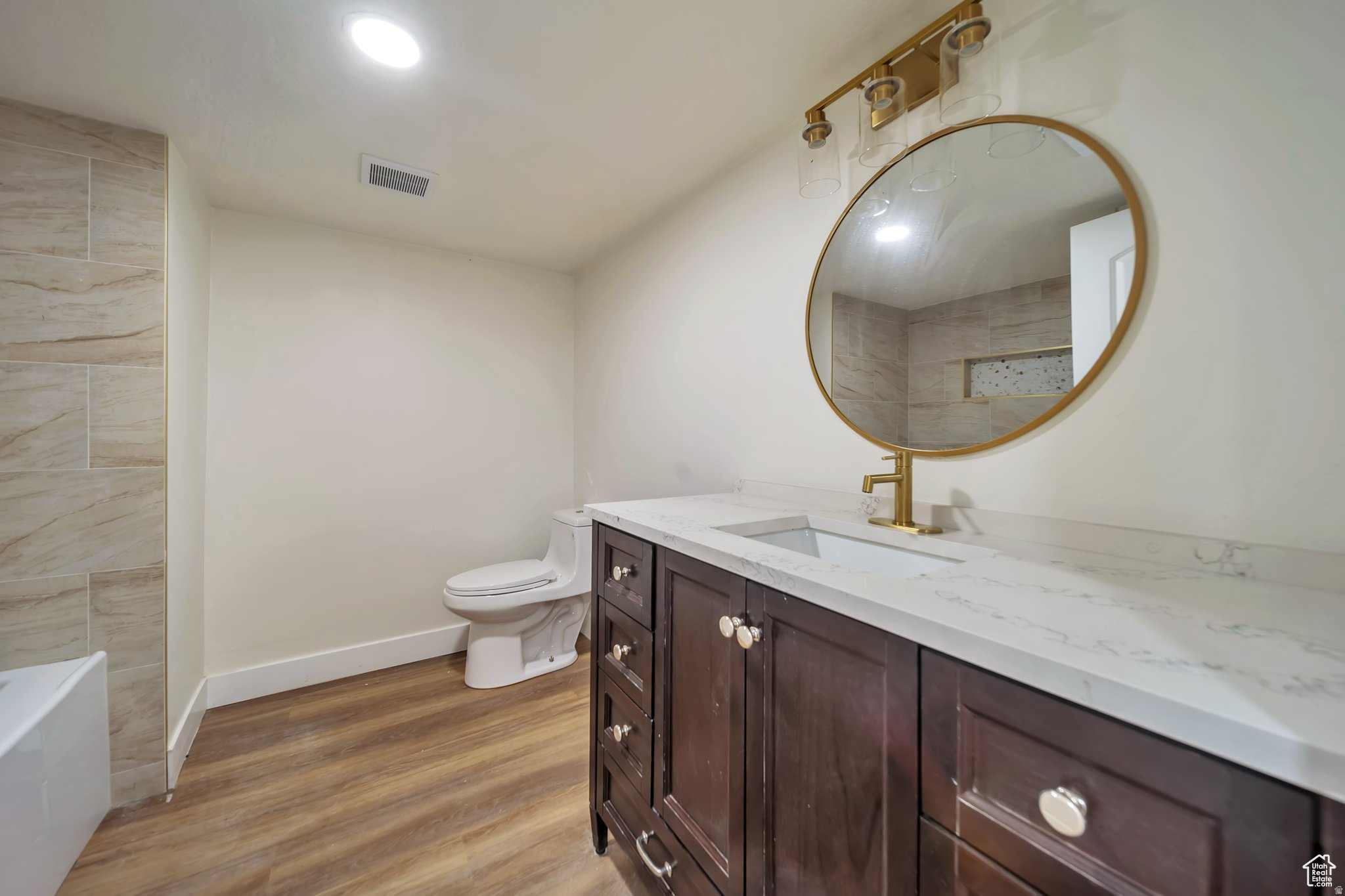 CHELSEA COVER - Residential Lease