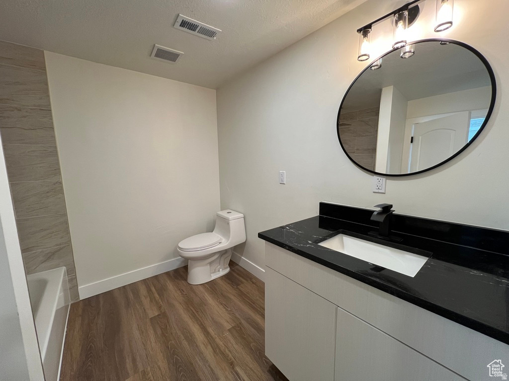 CHELSEA COVER - Residential Lease