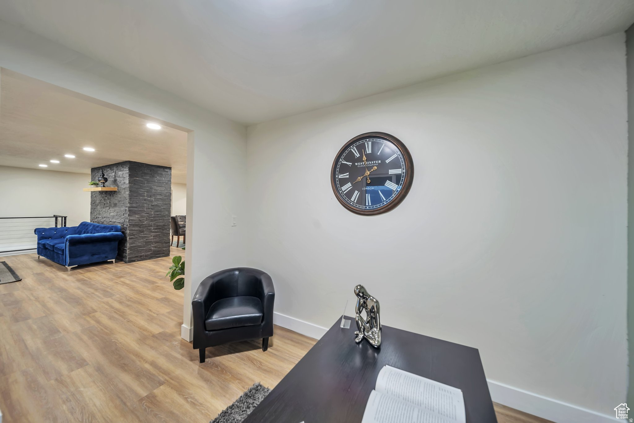 CHELSEA COVER - Residential Lease