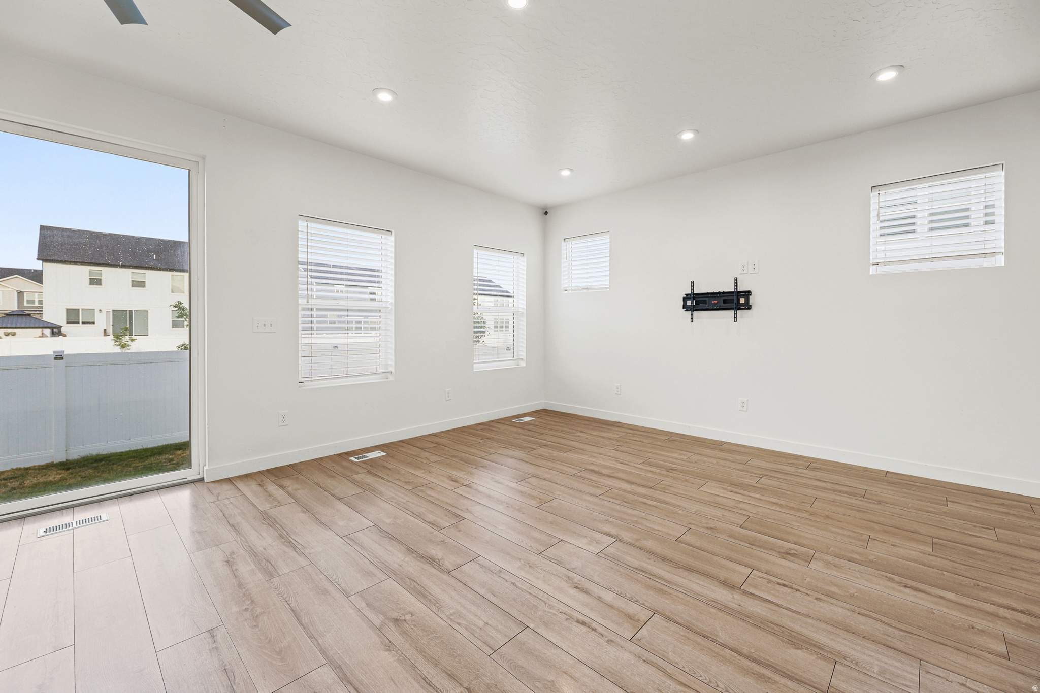 BRYLEE FARMS - Residential