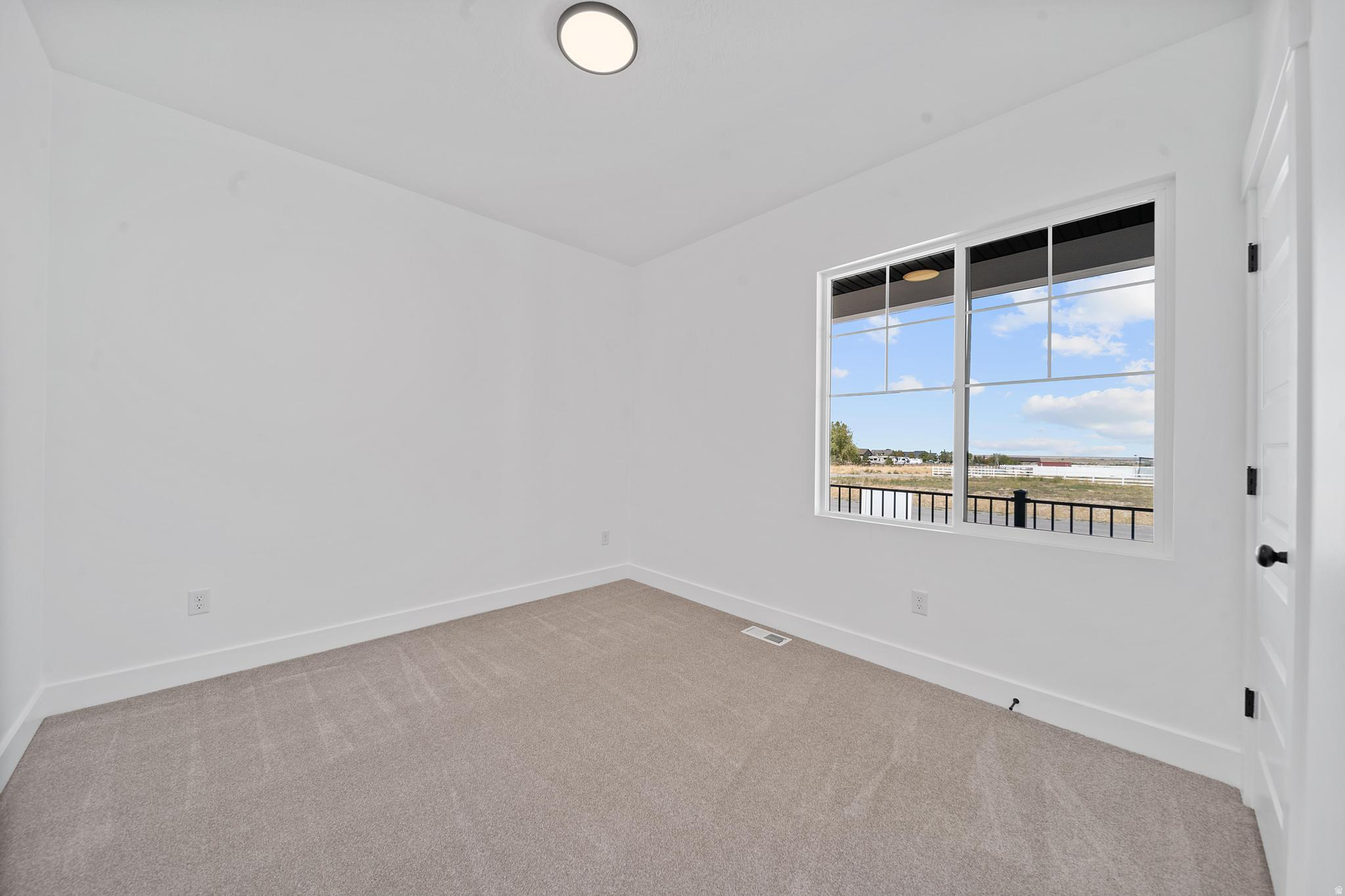 HERITAGE FARMS - Residential