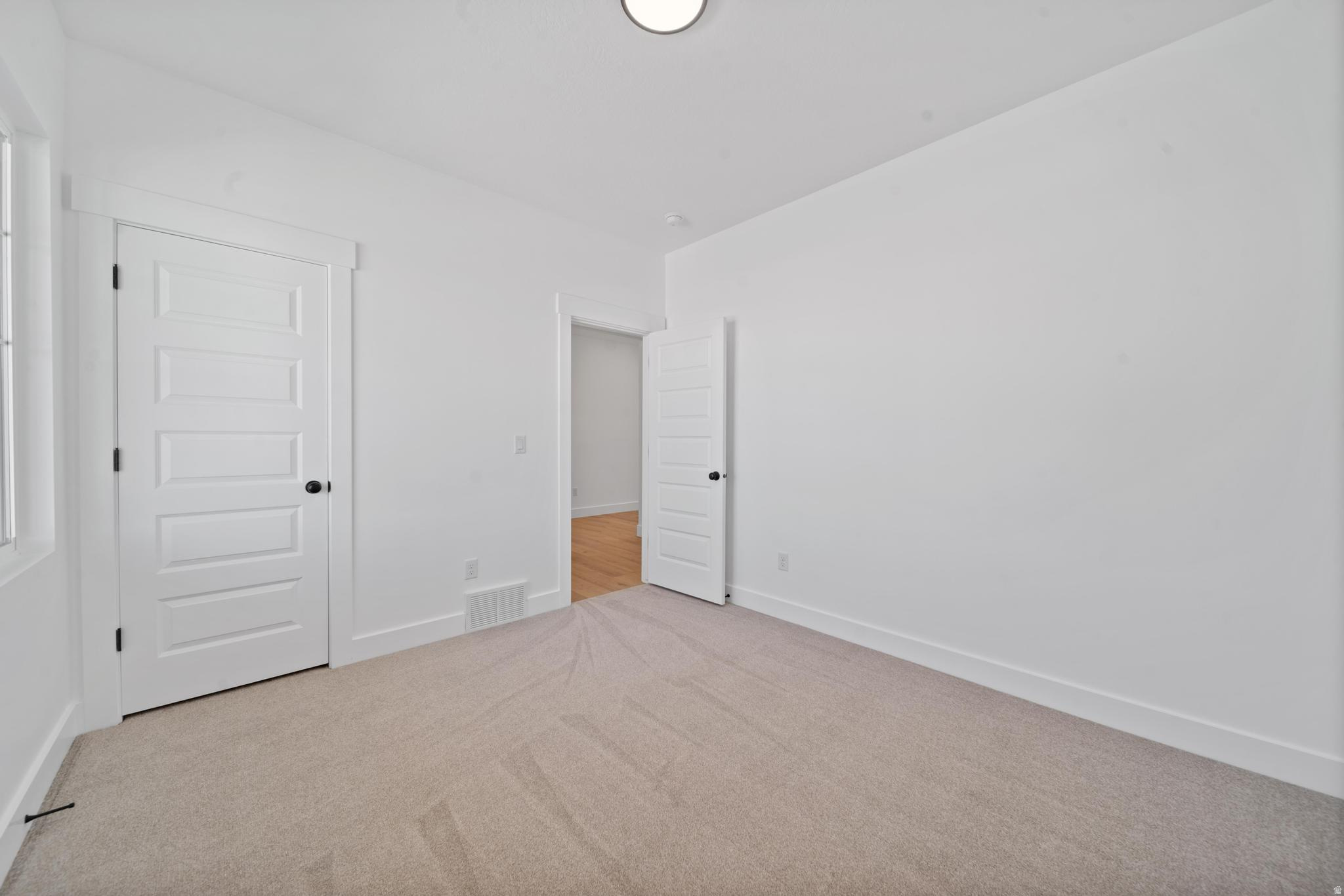 HERITAGE FARMS - Residential