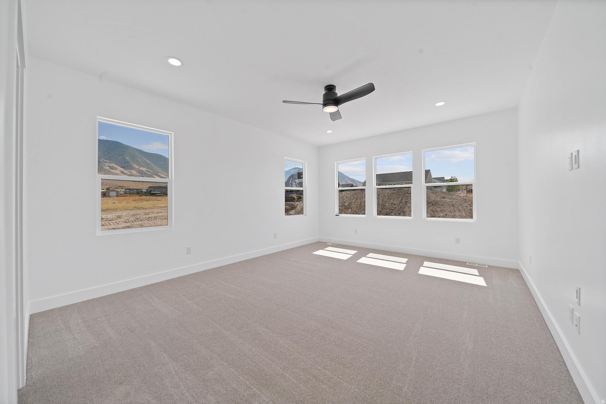 HERITAGE FARMS - Residential