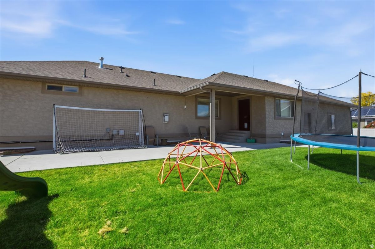 COUNTRY GROVE ESTATE - Residential