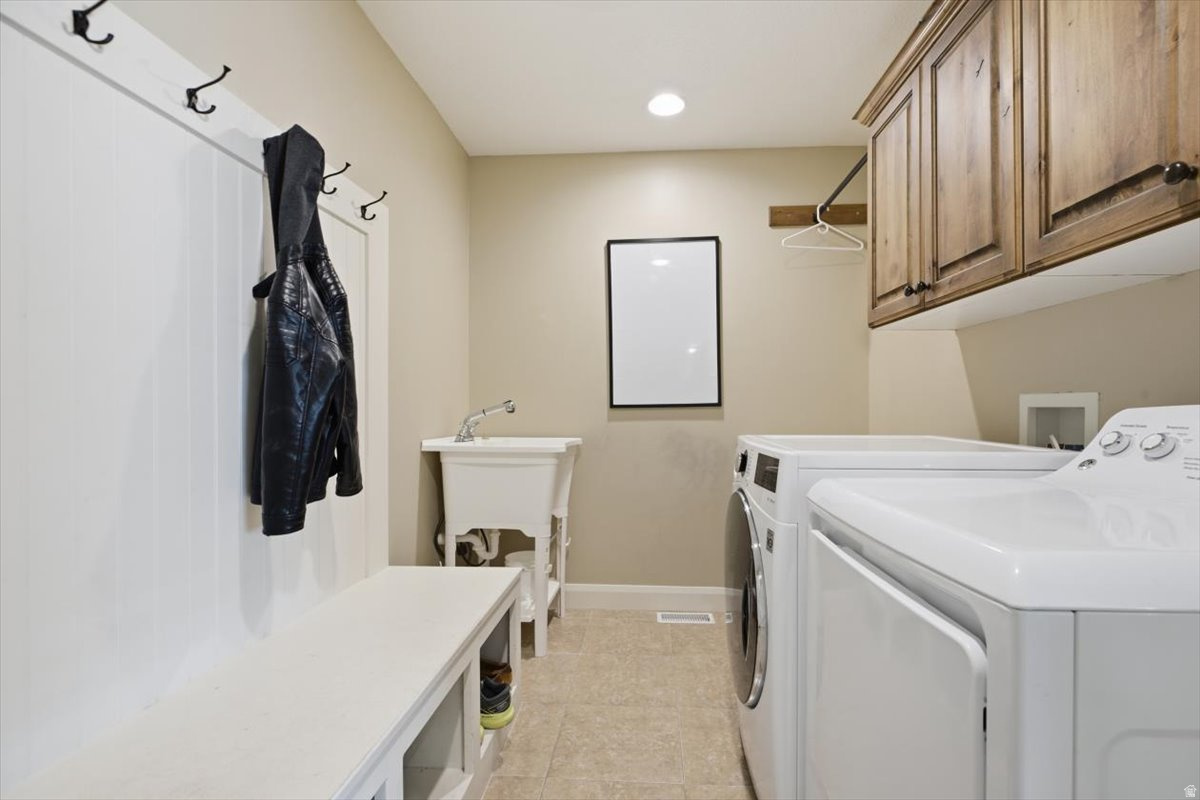 COUNTRY GROVE ESTATE - Residential