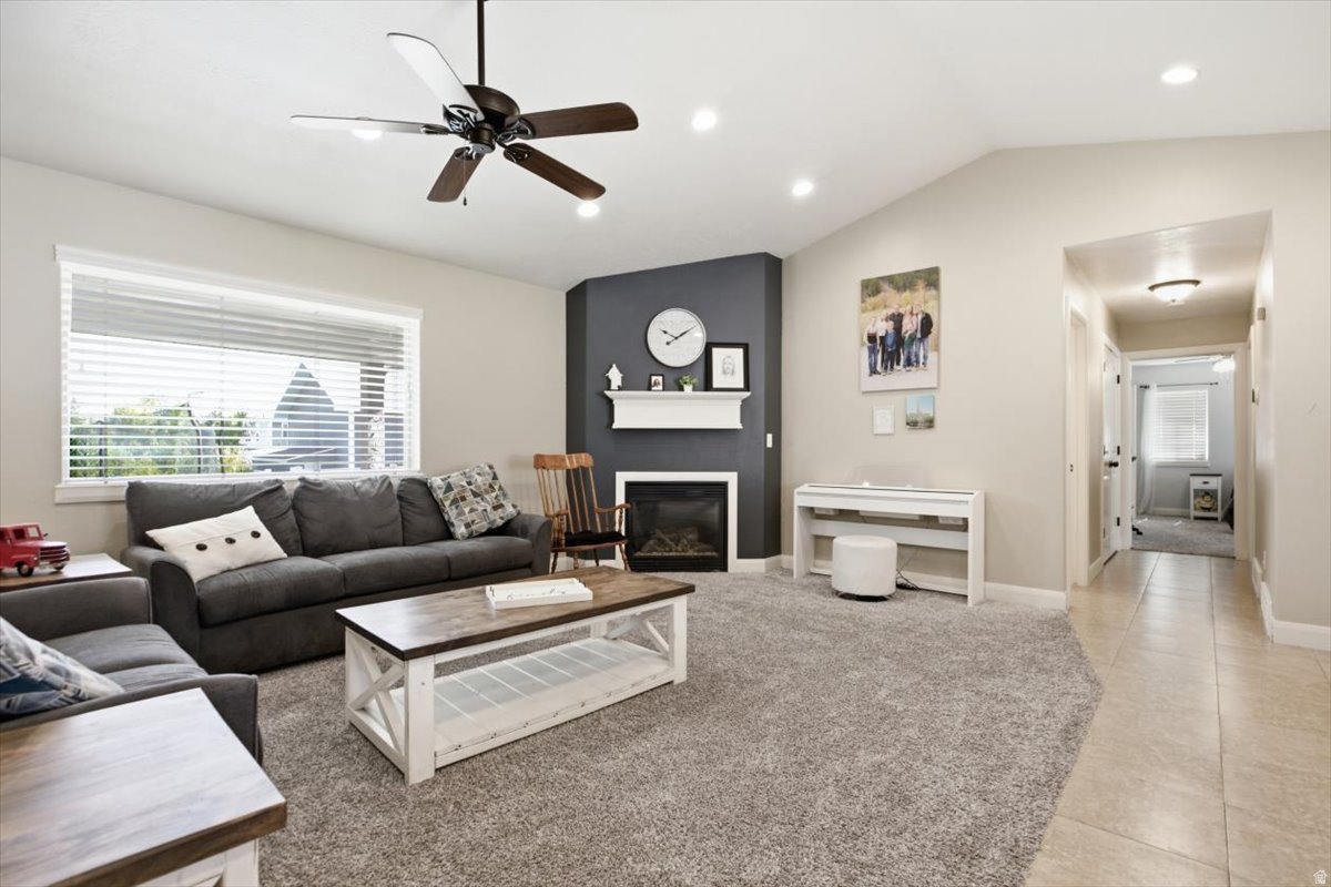 COUNTRY GROVE ESTATE - Residential