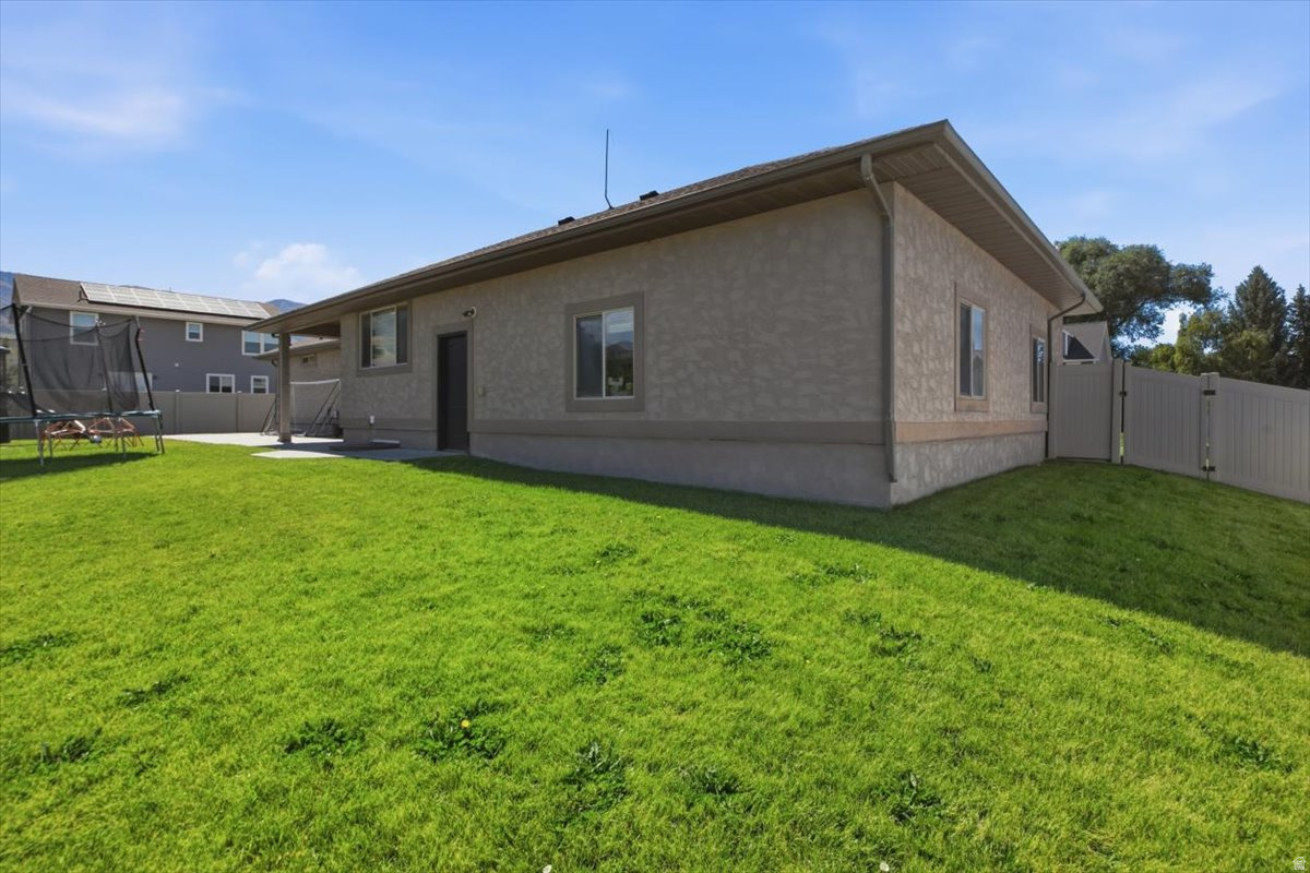 COUNTRY GROVE ESTATE - Residential