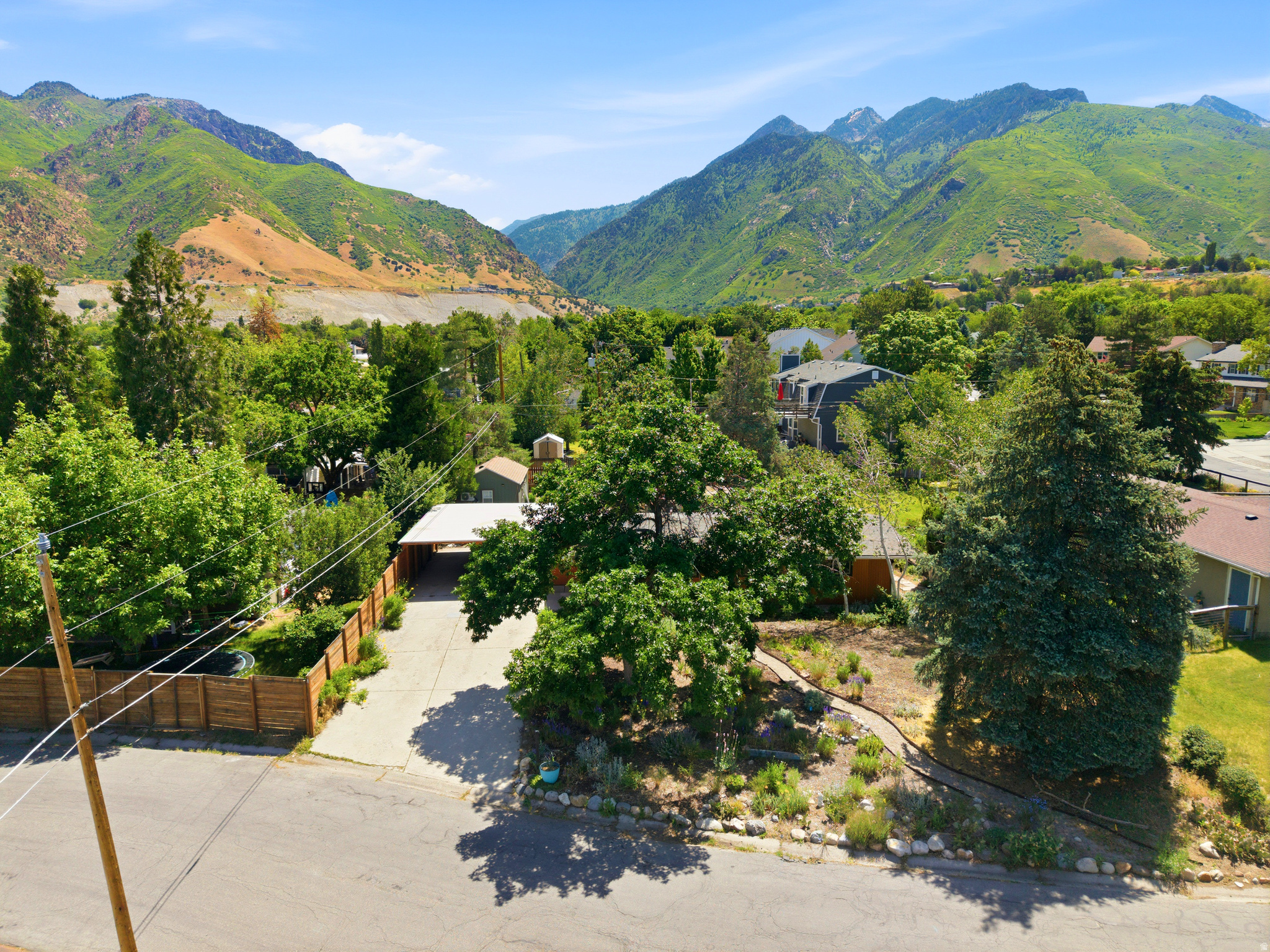 COTTONWOOD HEIGHTS SUB - Residential