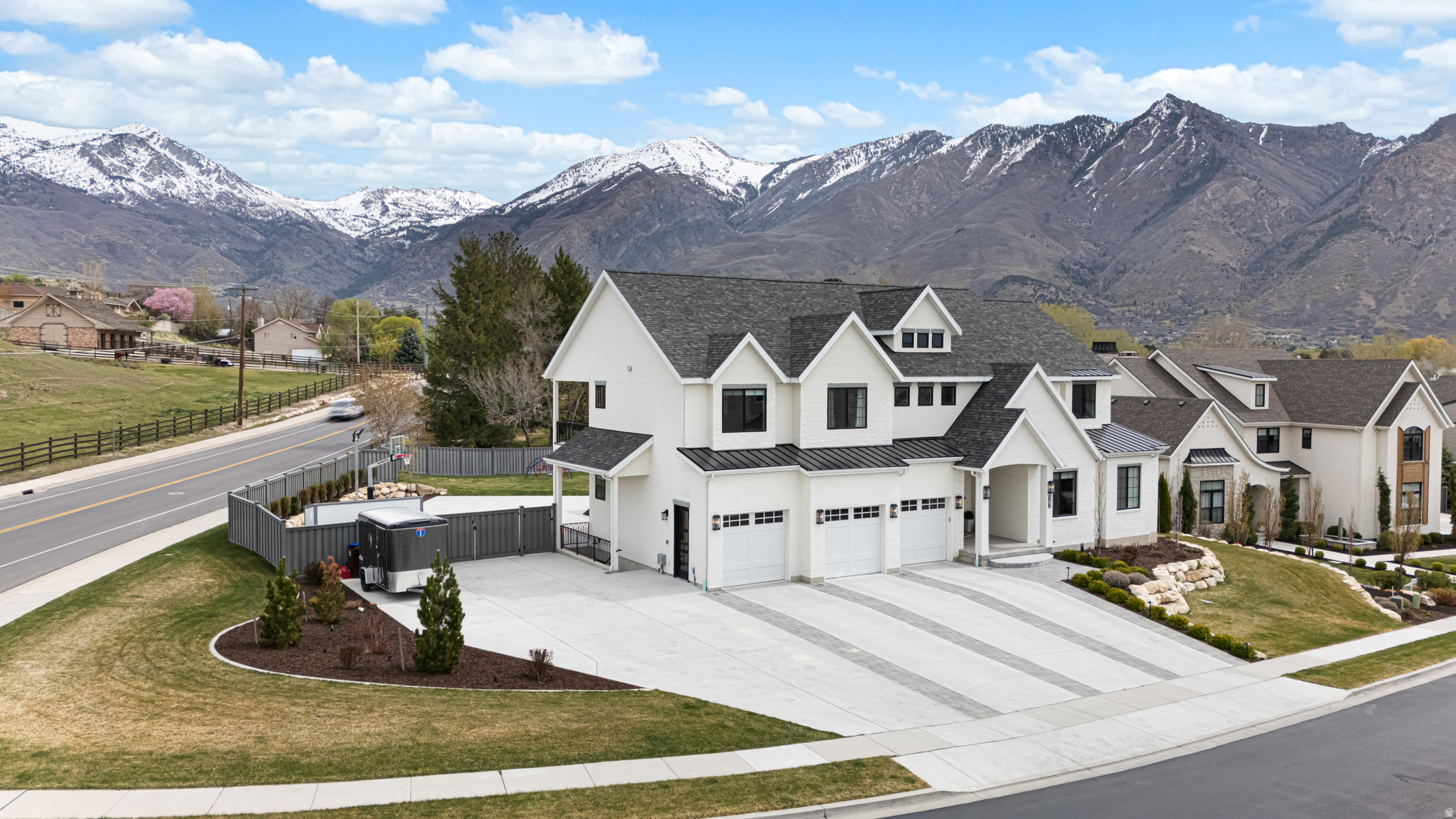 BECK PINES - Residential