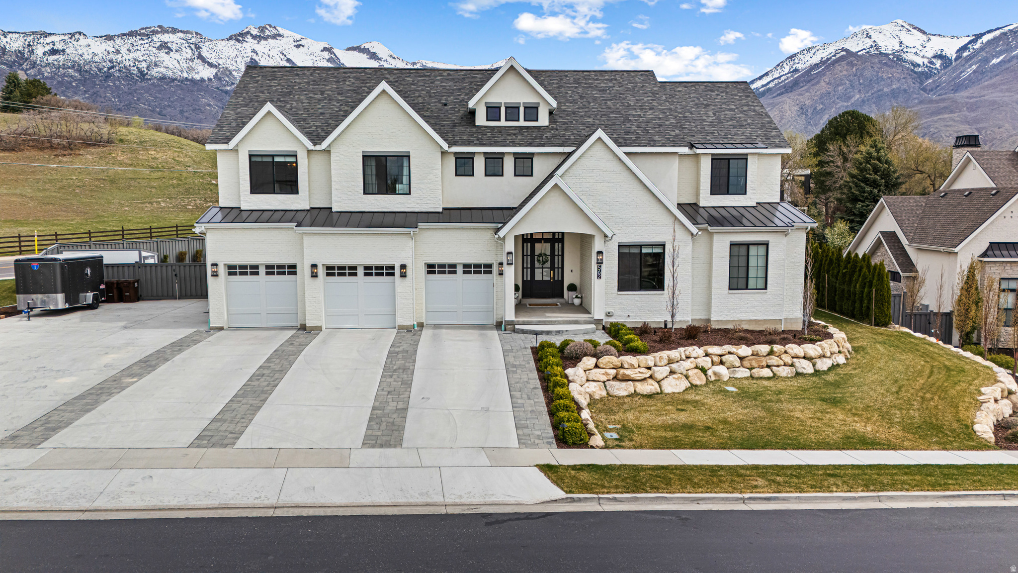 BECK PINES - Residential