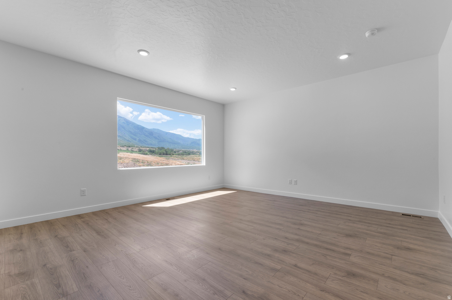 VIRIDIAN - Residential