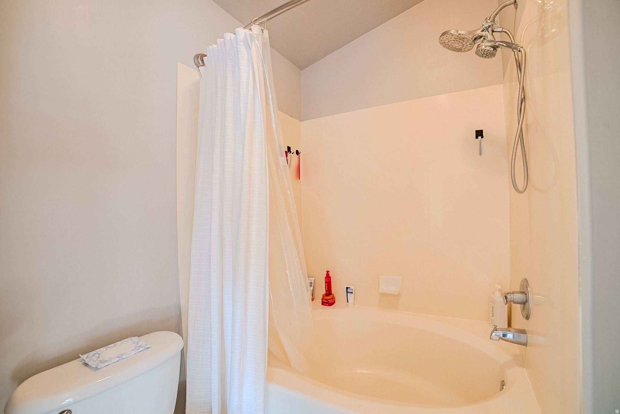 STONEGATE TOWNHOMES AMD - Residential