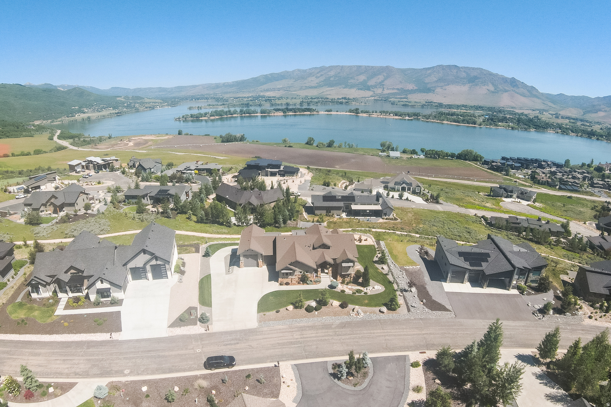 THE CHALETS AT SKI L - Residential