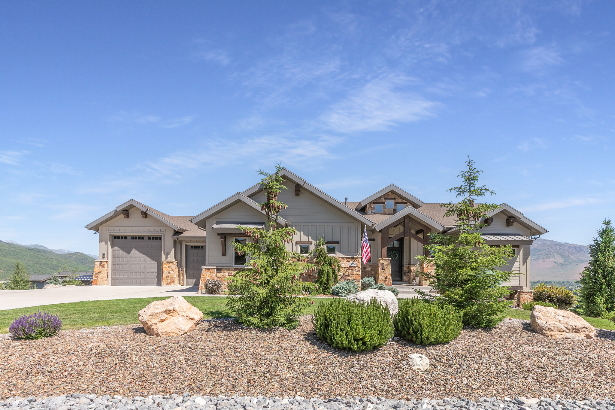 THE CHALETS AT SKI L - Residential