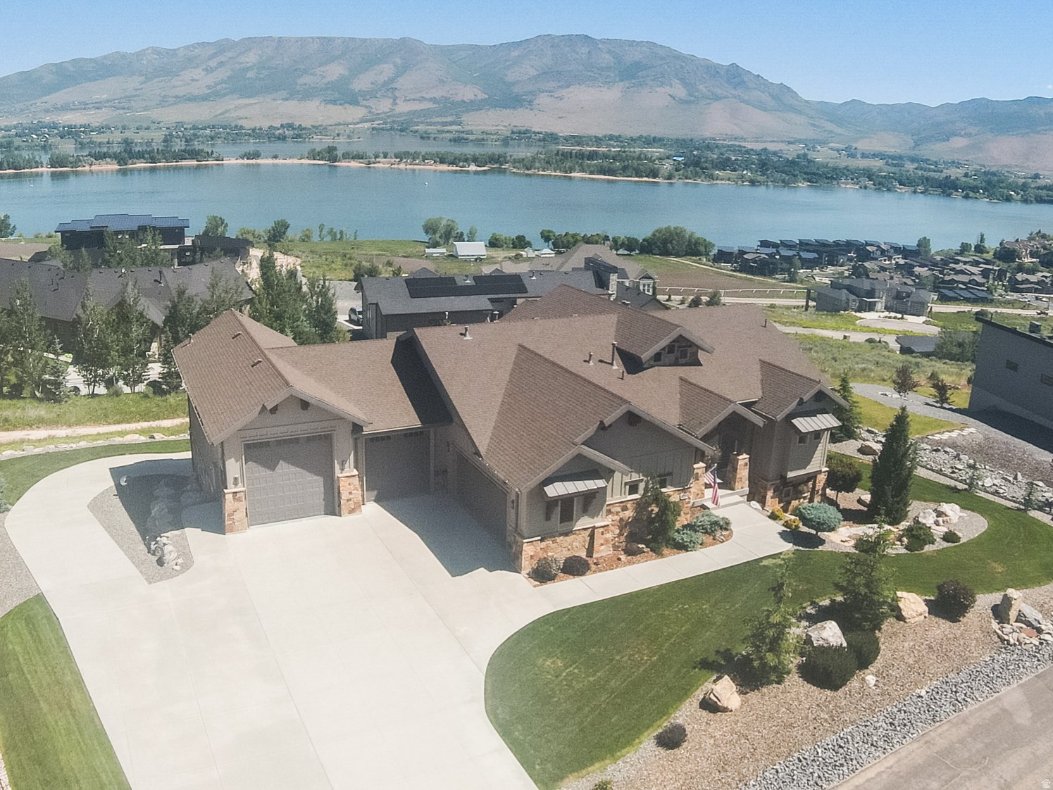 THE CHALETS AT SKI L - Residential