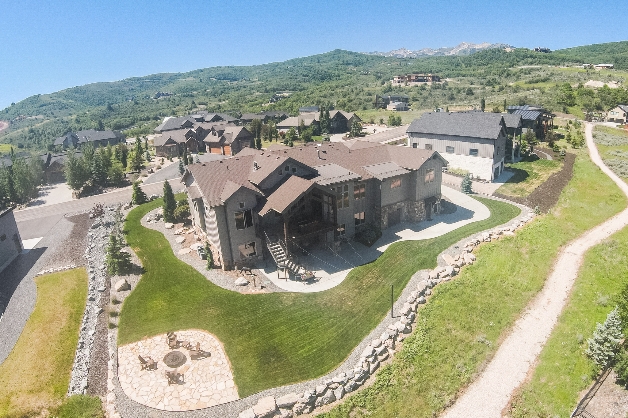 THE CHALETS AT SKI L - Residential