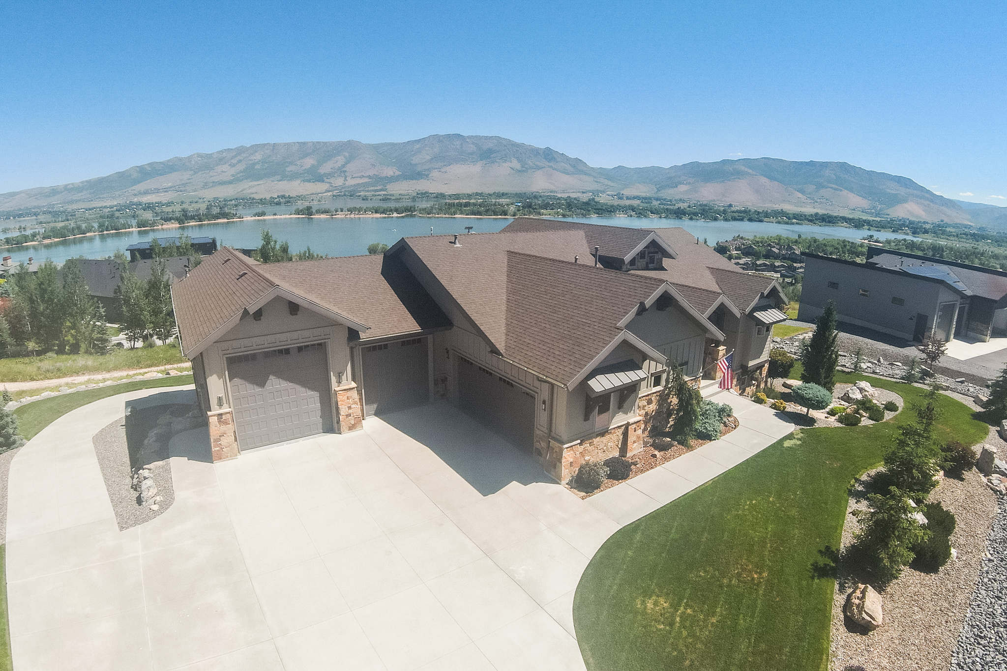 THE CHALETS AT SKI L - Residential