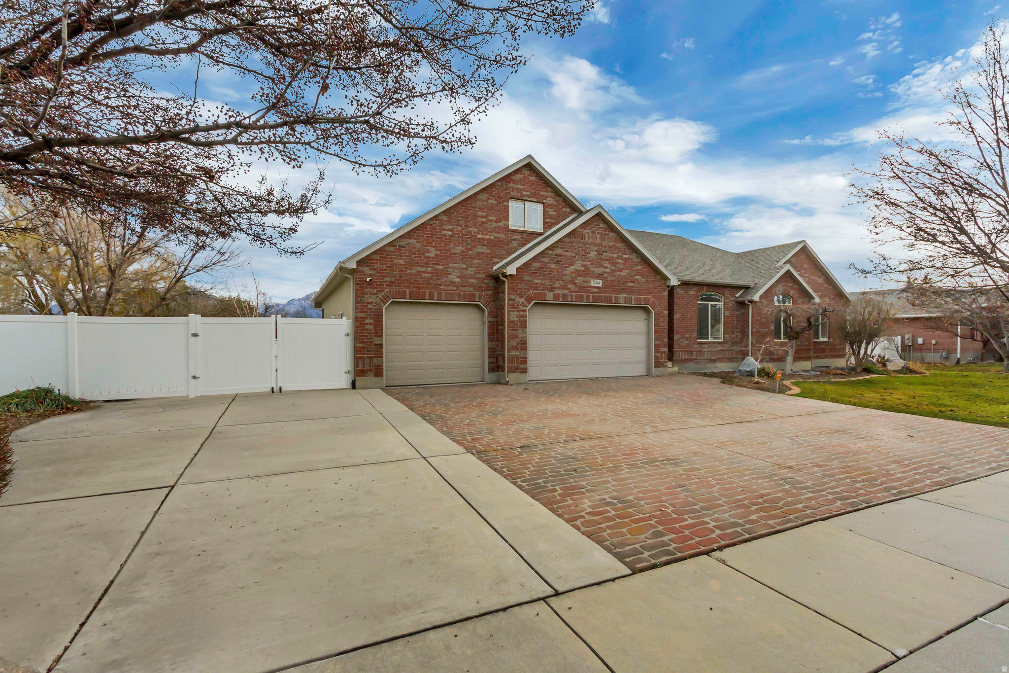 SYCAMORE RIDGE - Residential